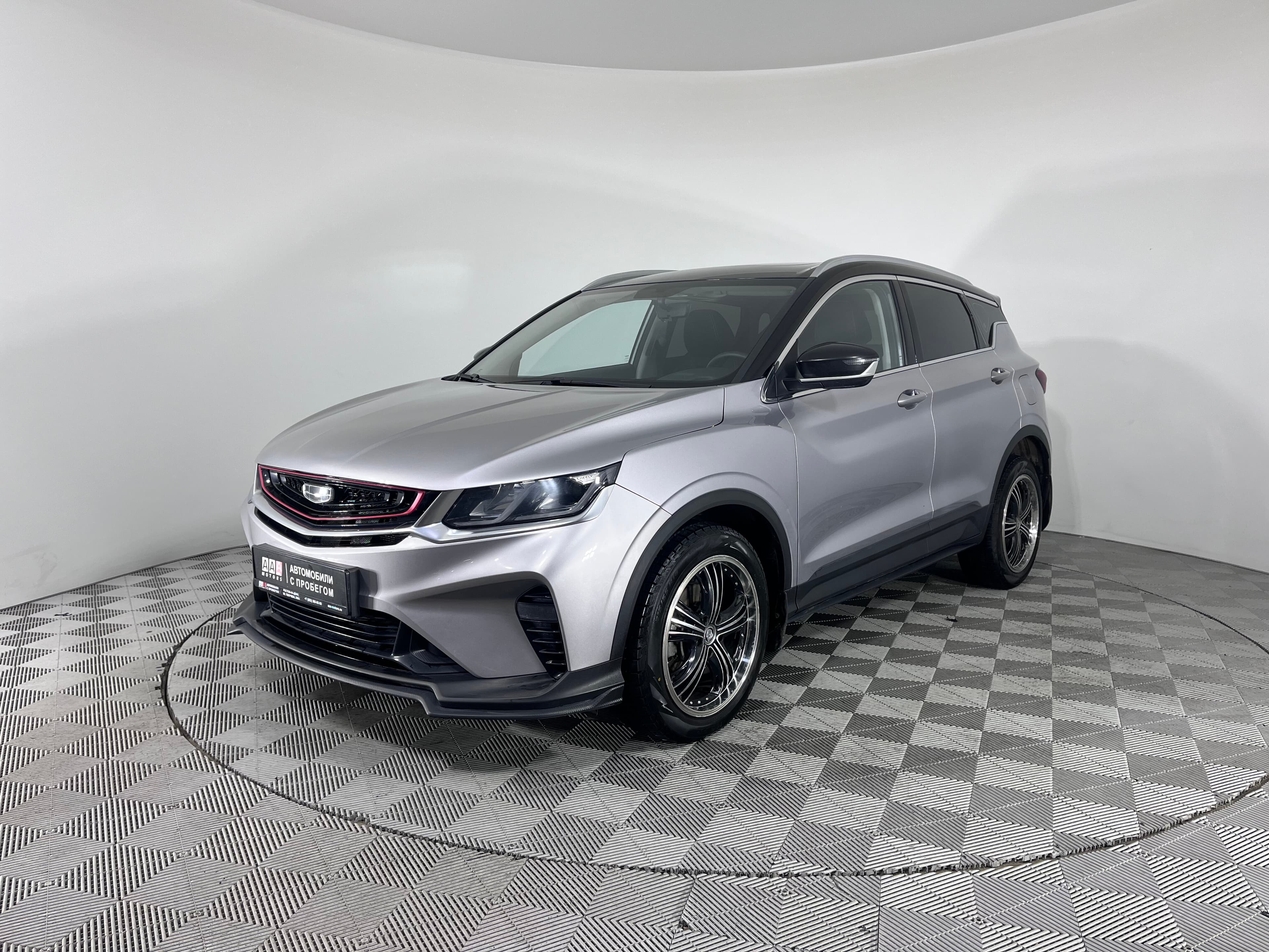 Фотография автомобиля Geely Coolray