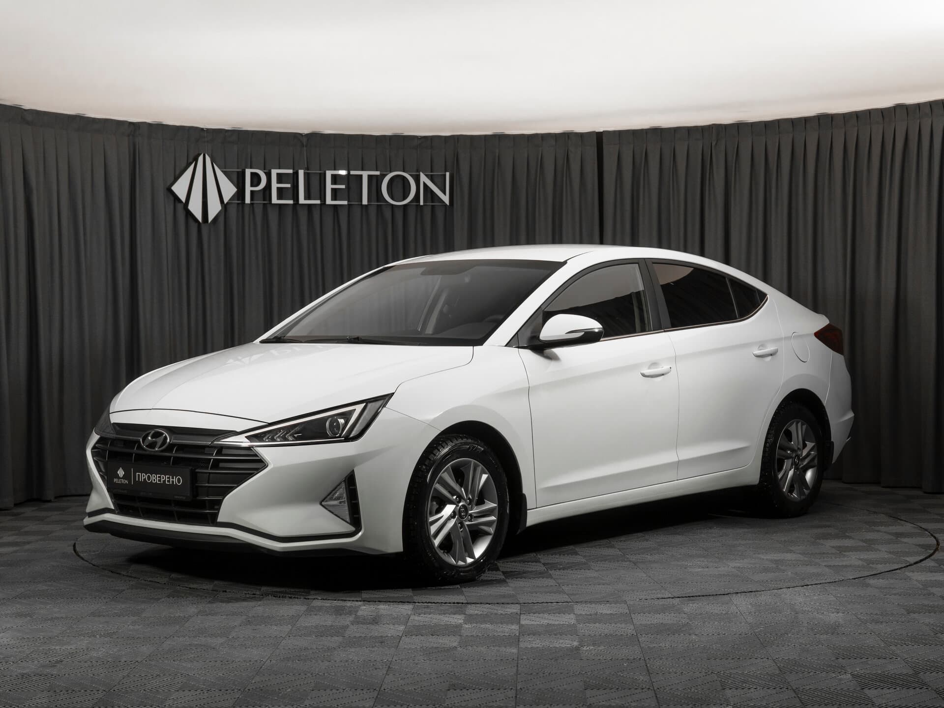 Фотография автомобиля Hyundai Elantra