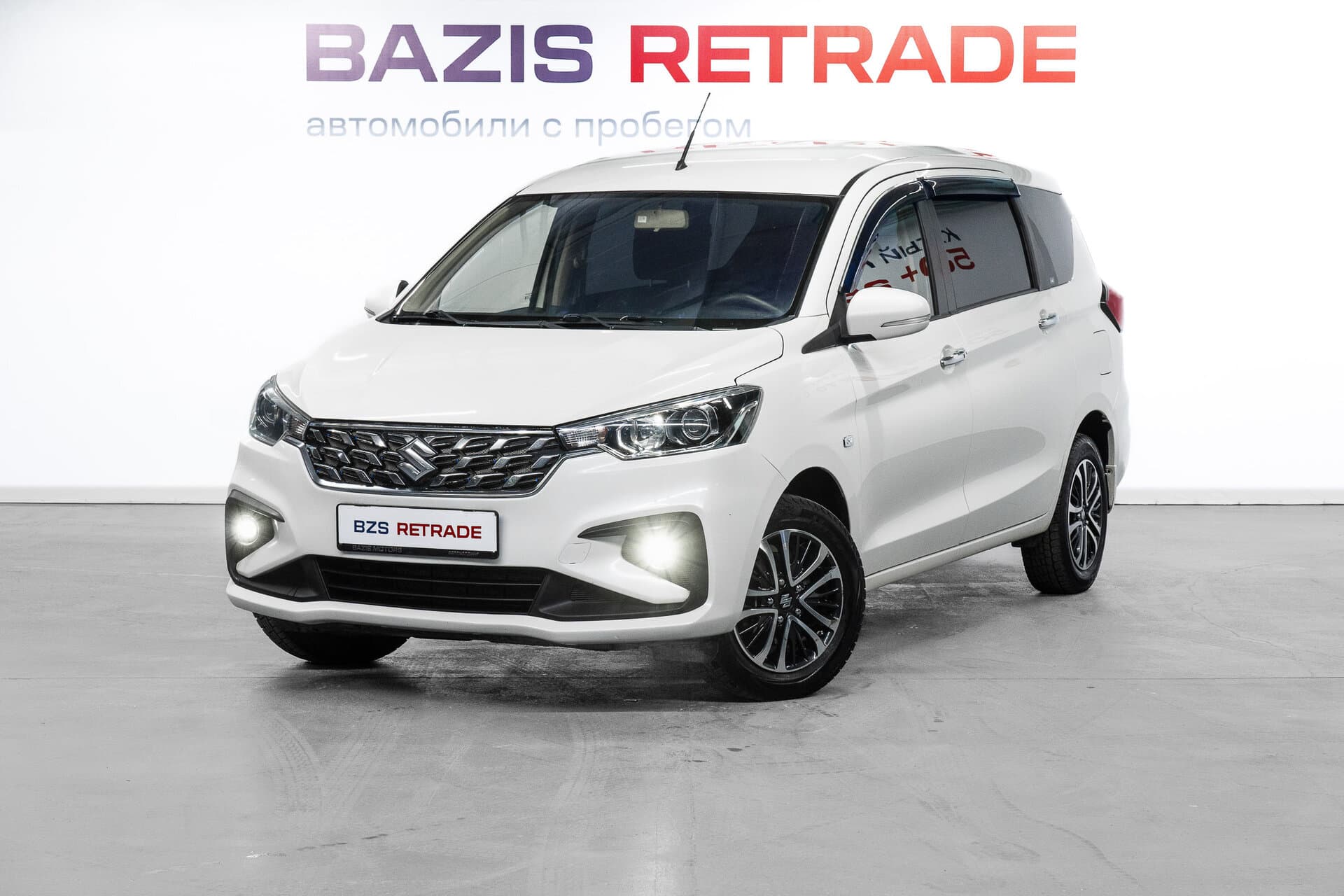 Фотография автомобиля Suzuki Ertiga