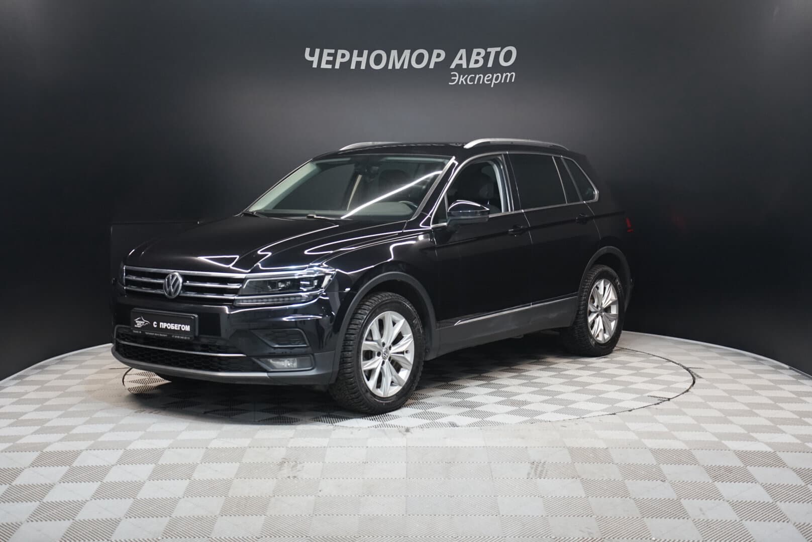 Фотография автомобиля Volkswagen Tiguan