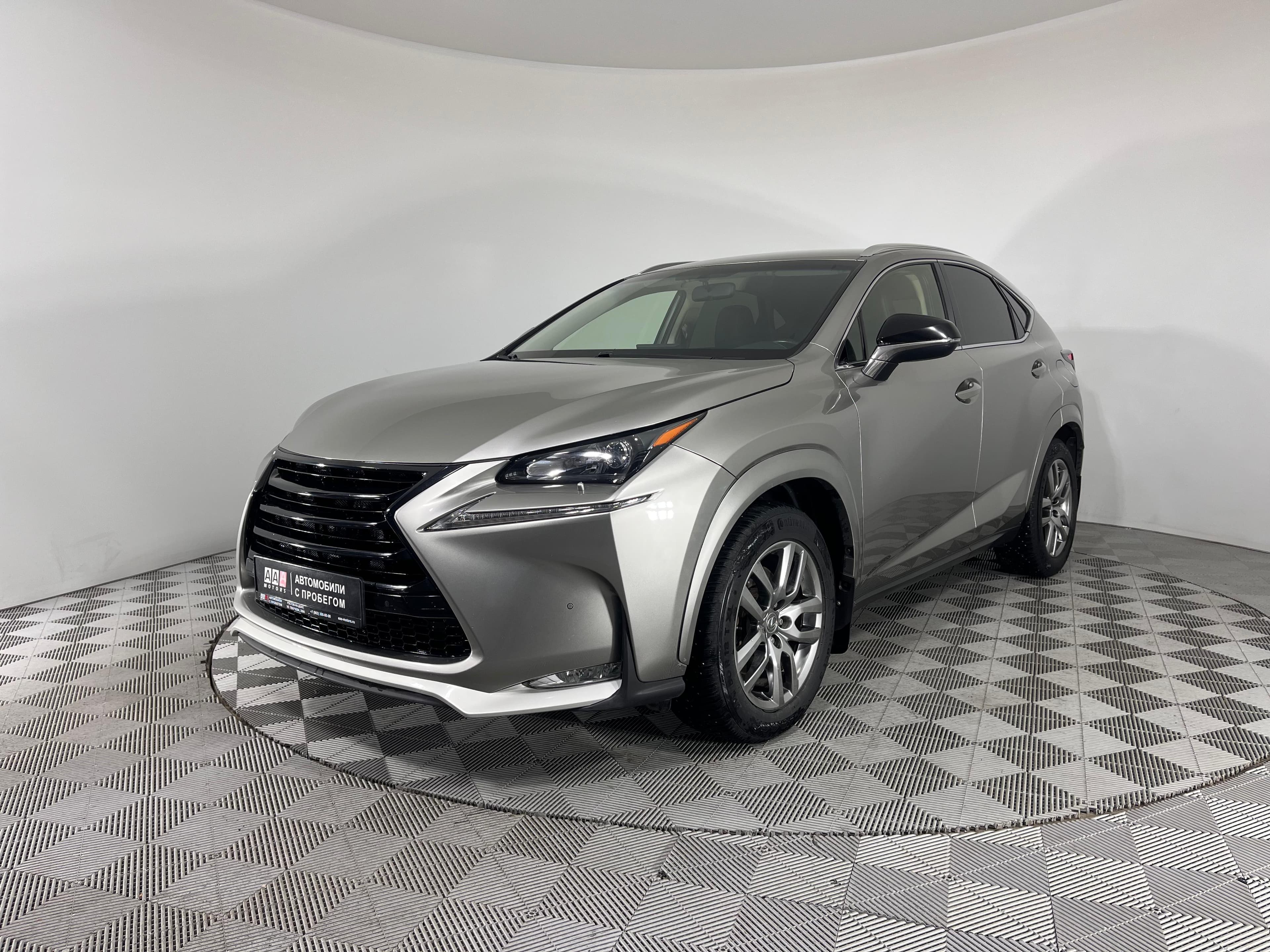 Фотография автомобиля Lexus NX