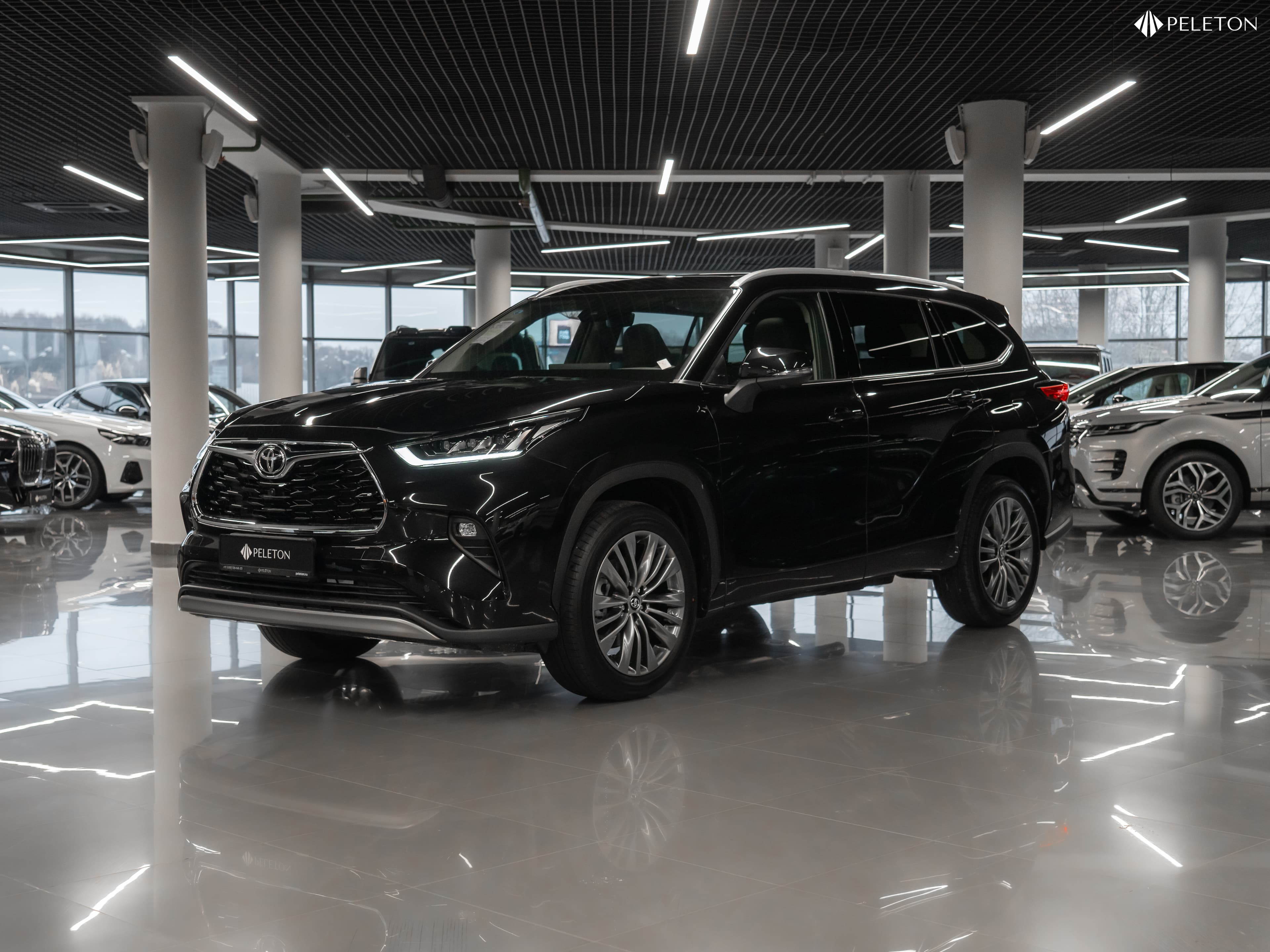 Фотография автомобиля Toyota Highlander