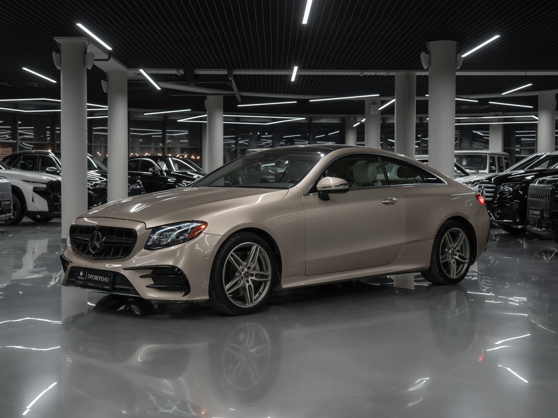 Фотография автомобиля Mercedes-Benz E-Класс