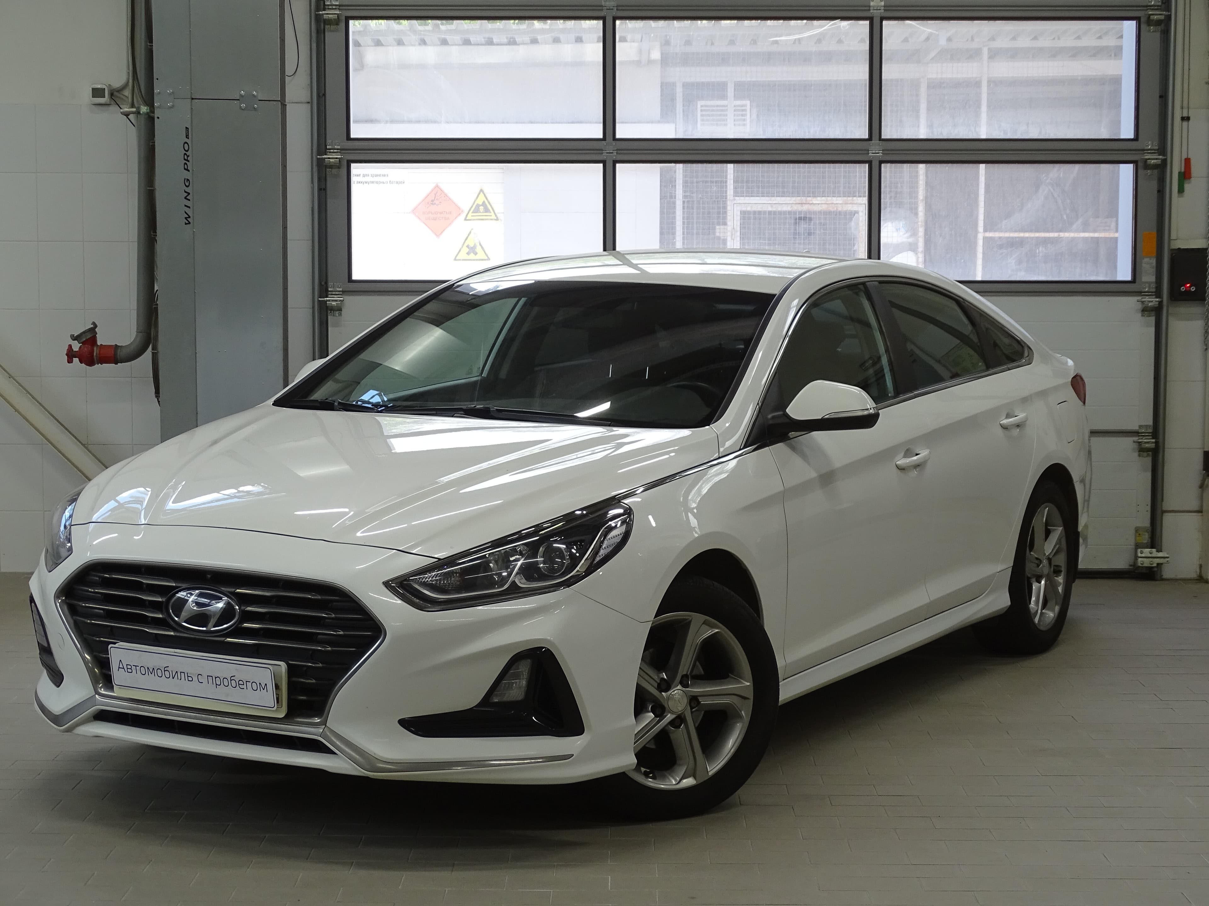 mФотография автомобиля Hyundai Sonata (0)