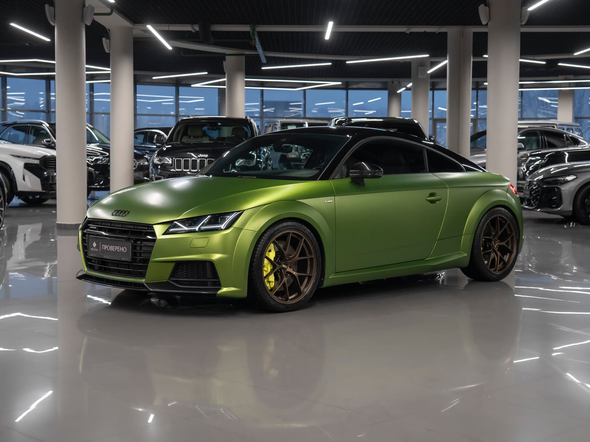 Фотография автомобиля Audi TT