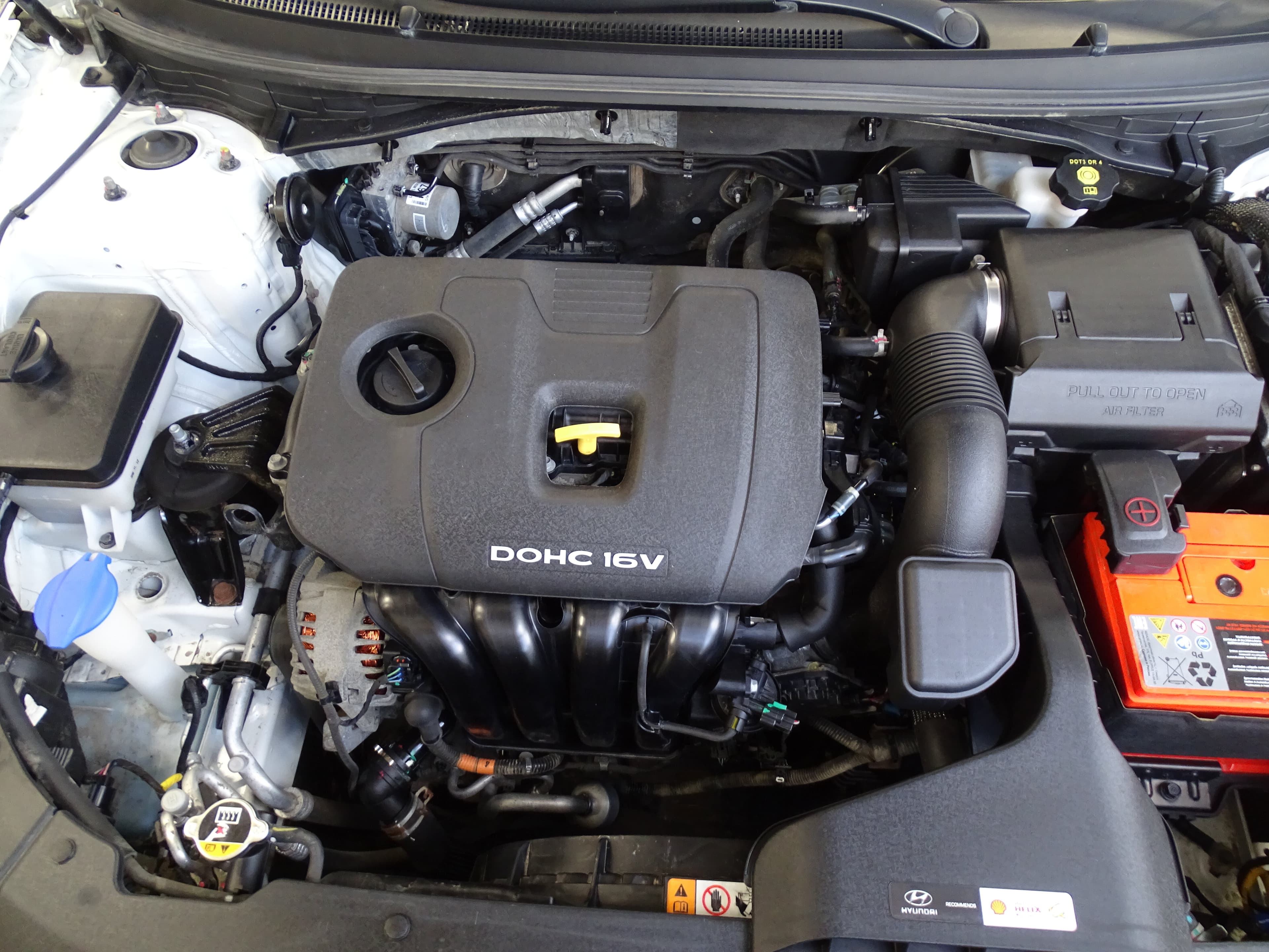 lФотография автомобиля Hyundai Sonata (15)