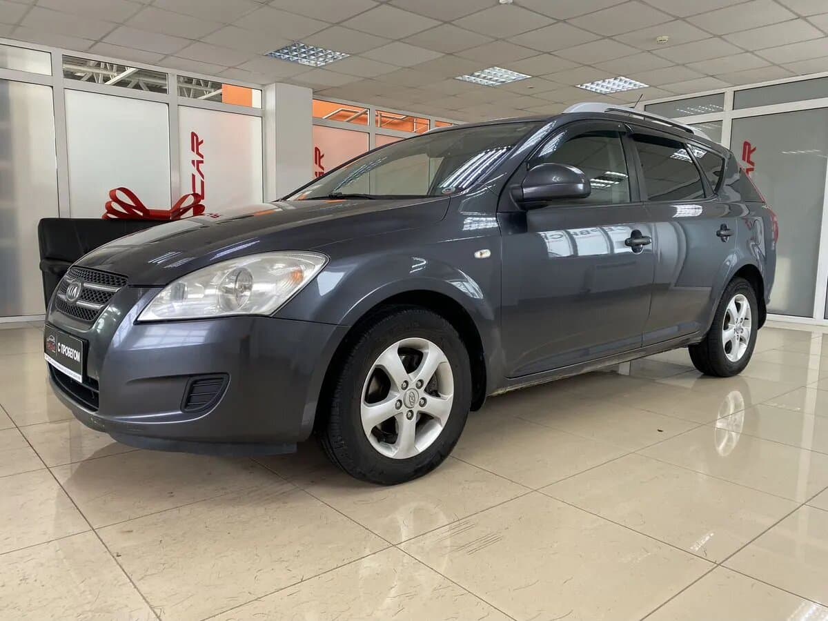 Фотография автомобиля Kia Cee'd