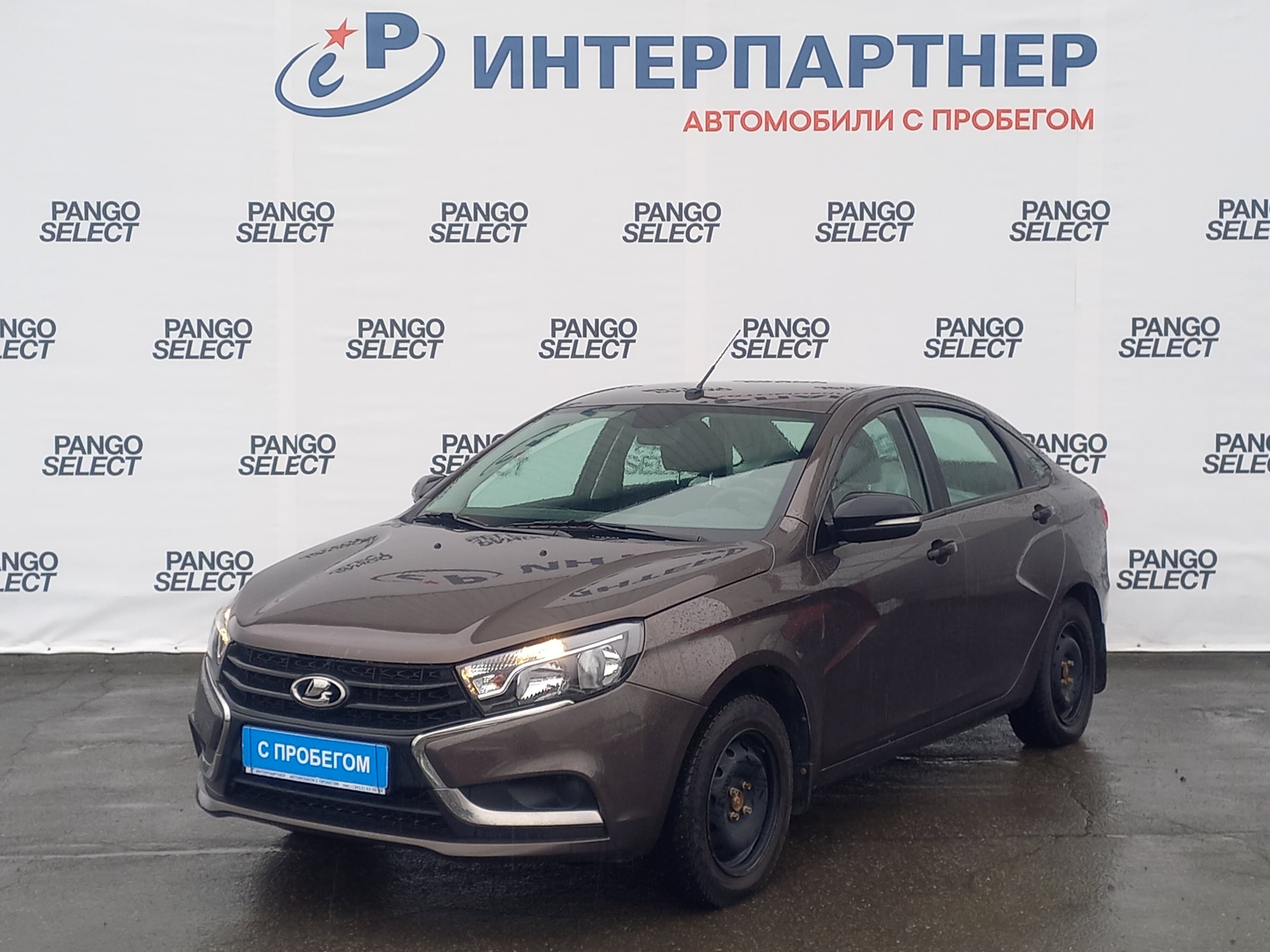 Фотография автомобиля Lada (ВАЗ) Vesta