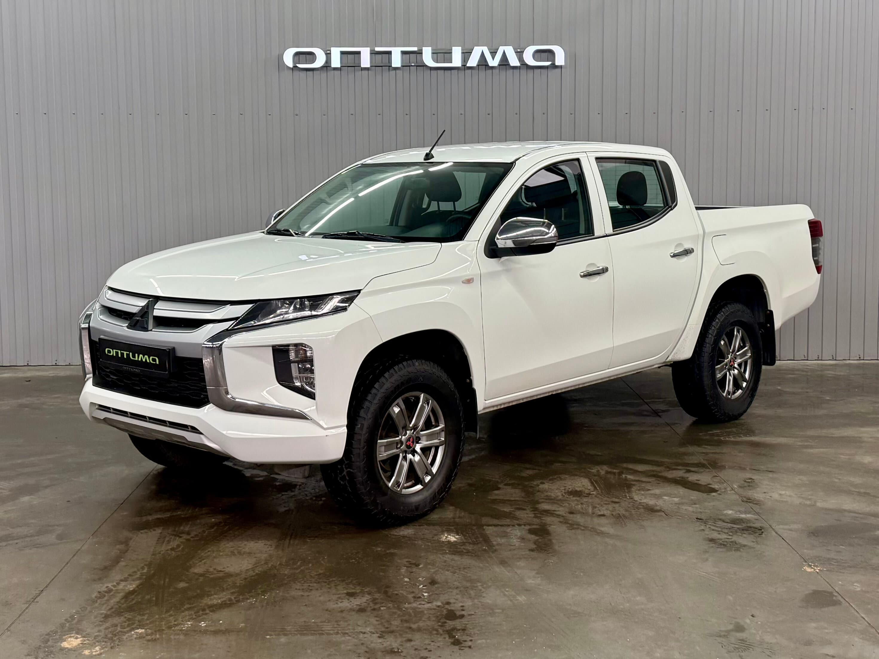 Фотография автомобиля Mitsubishi L200