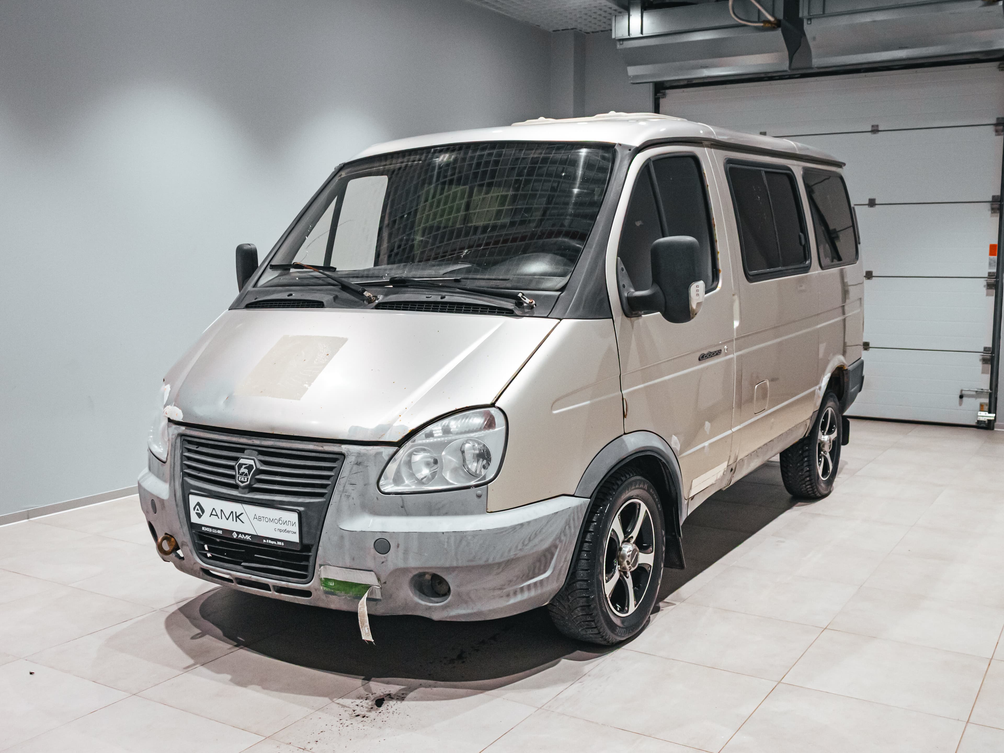 Фотография автомобиля ГАЗ 2217 Соболь