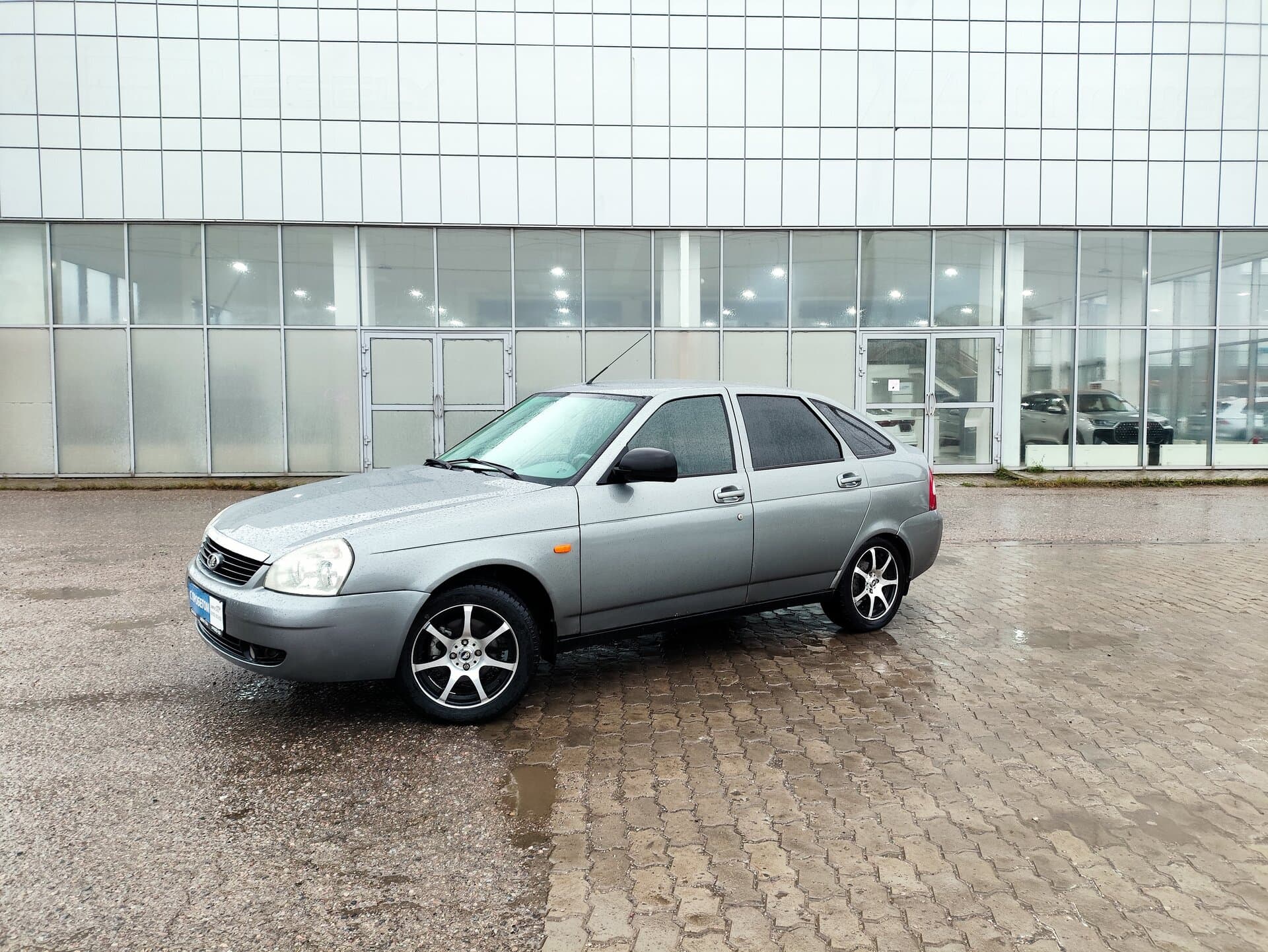 Фотография автомобиля Lada (ВАЗ) Priora