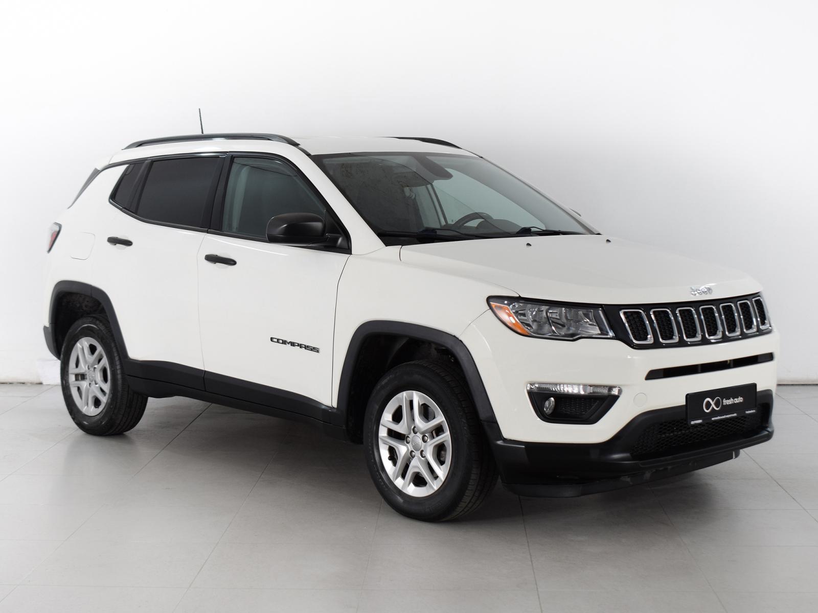 Фотография автомобиля Jeep Compass