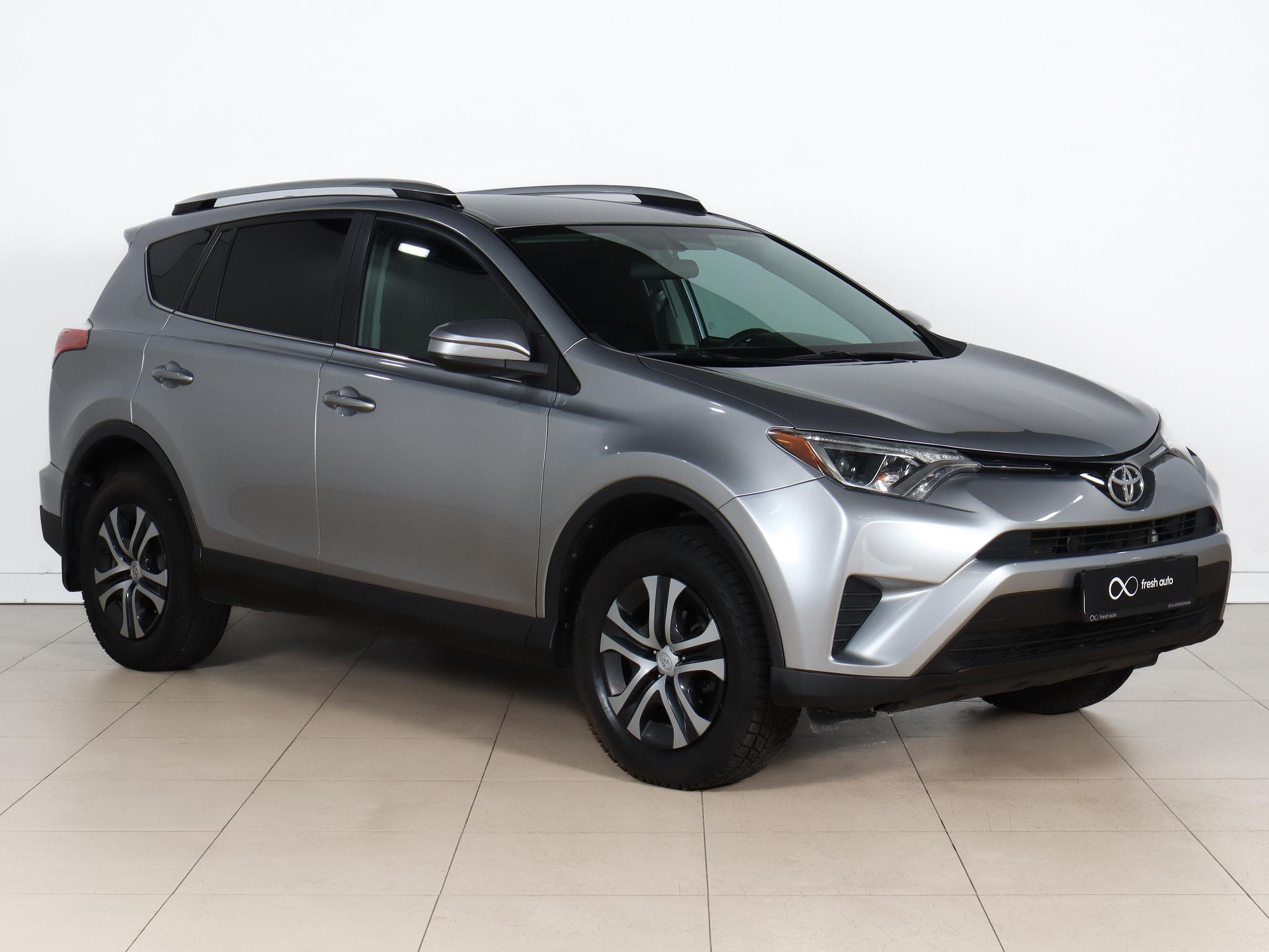 Фотография автомобиля Toyota RAV4