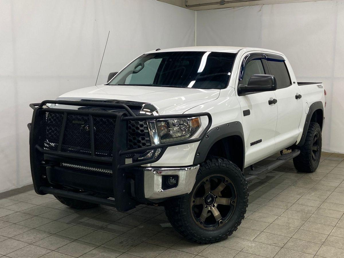 Фотография автомобиля Toyota Tundra