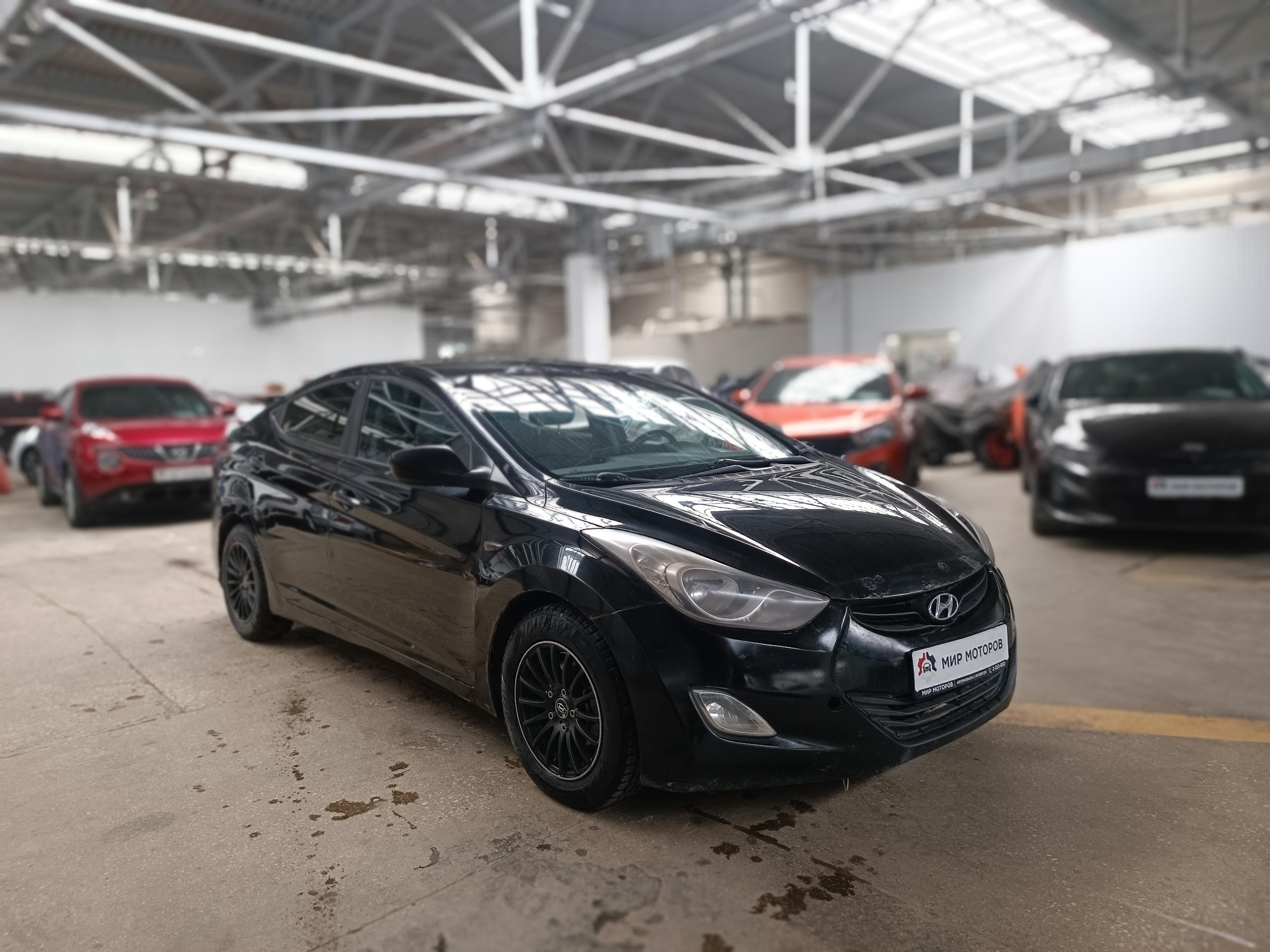 Фотография автомобиля Hyundai Elantra