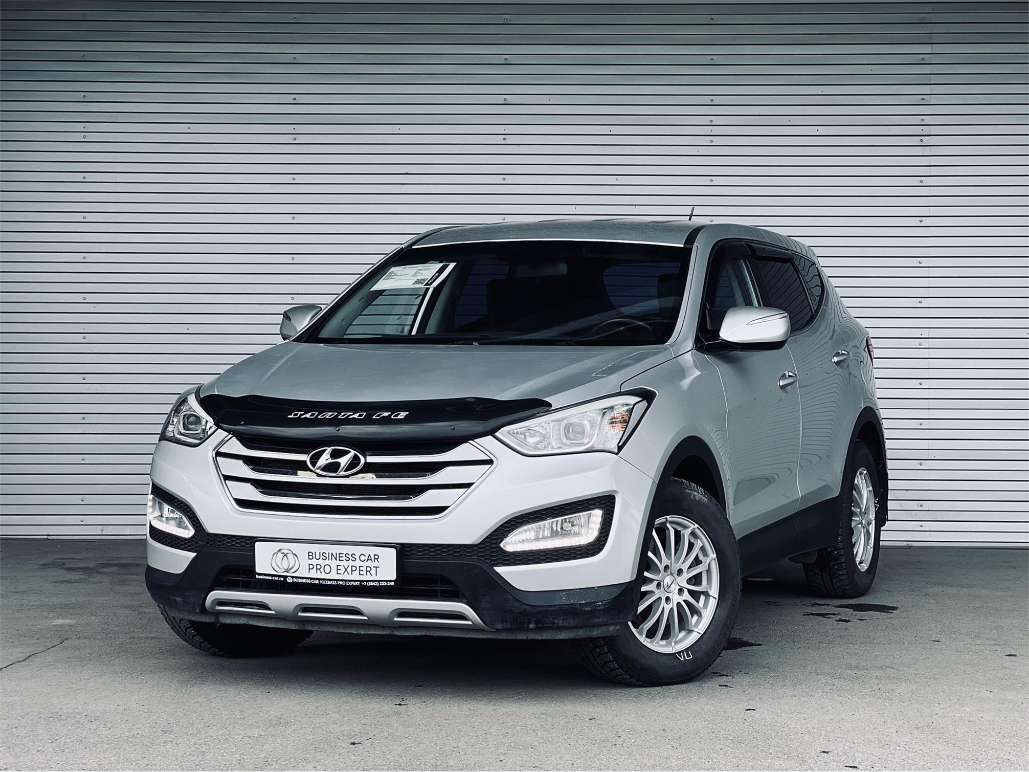 Фотография автомобиля Hyundai Santa Fe