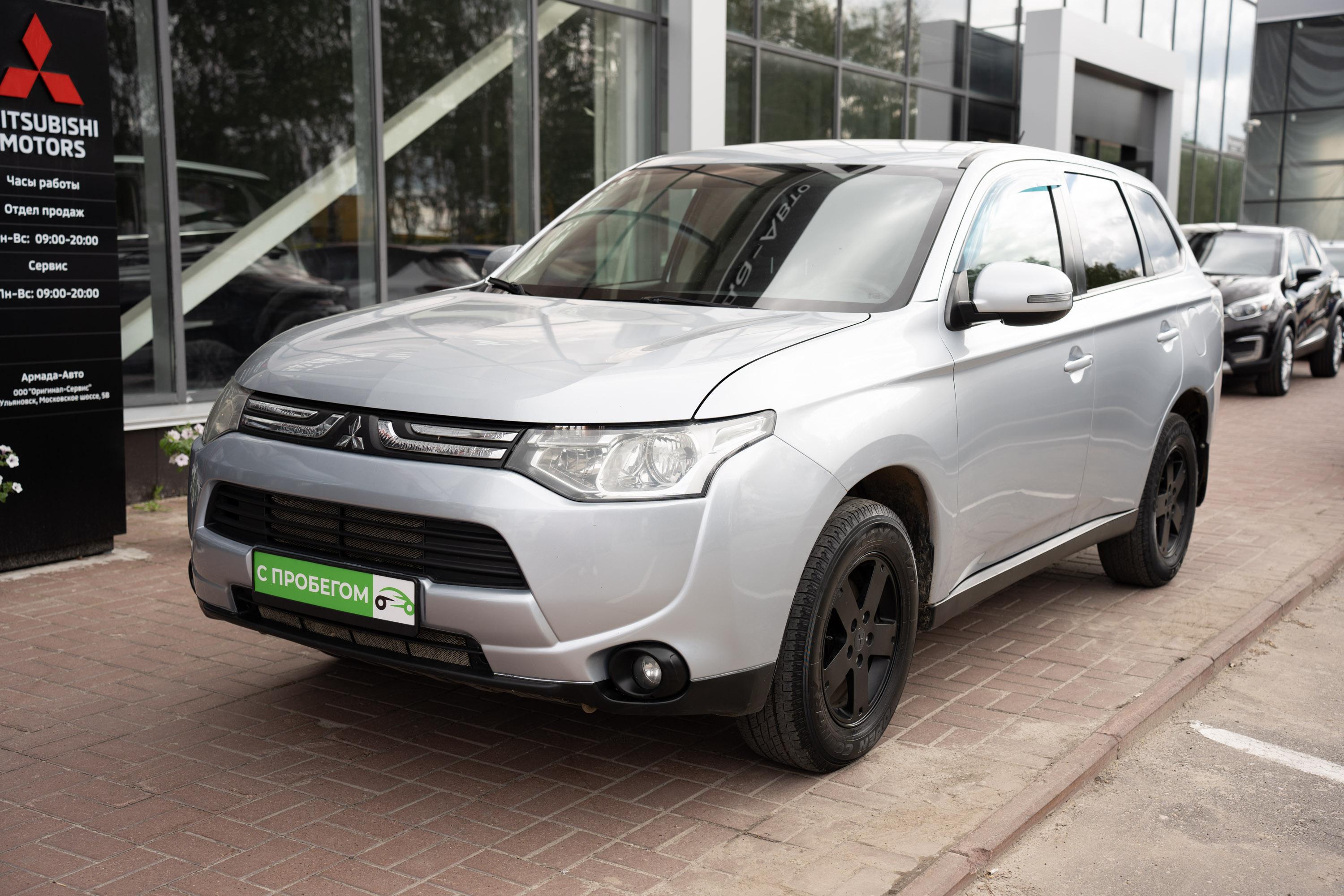 Фотография автомобиля Mitsubishi Outlander