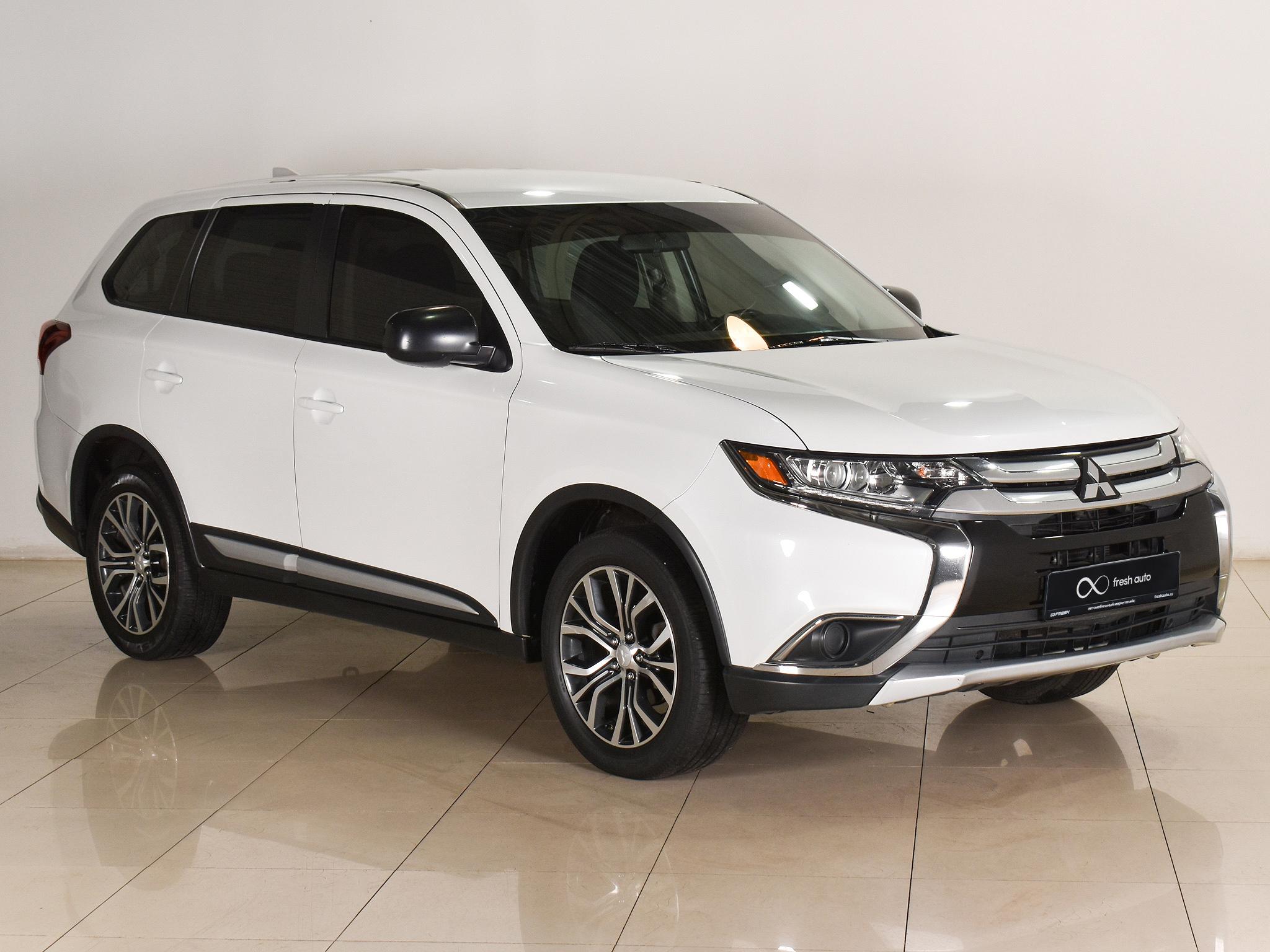 Фотография автомобиля Mitsubishi Outlander