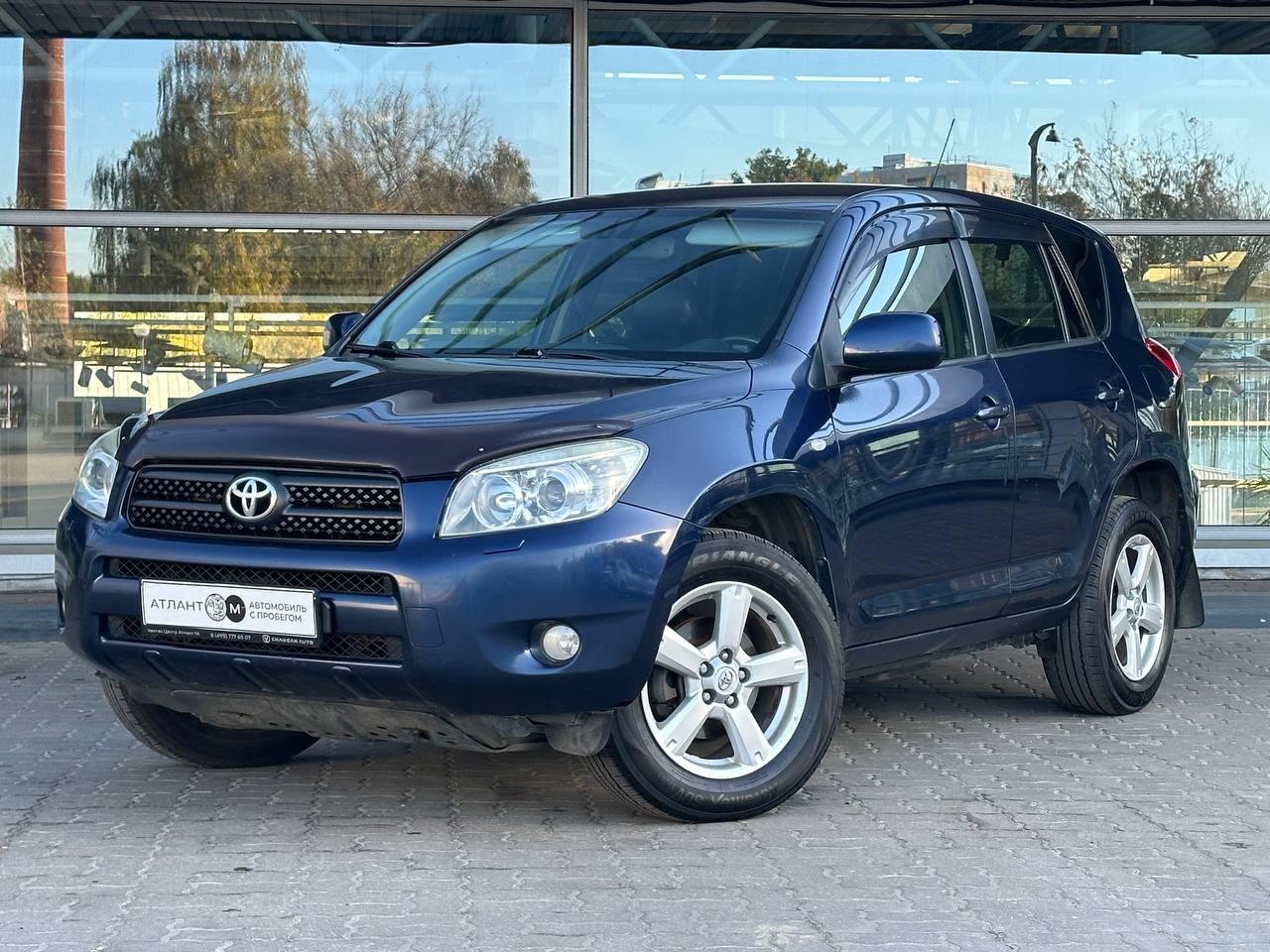 Фотография автомобиля Toyota RAV4