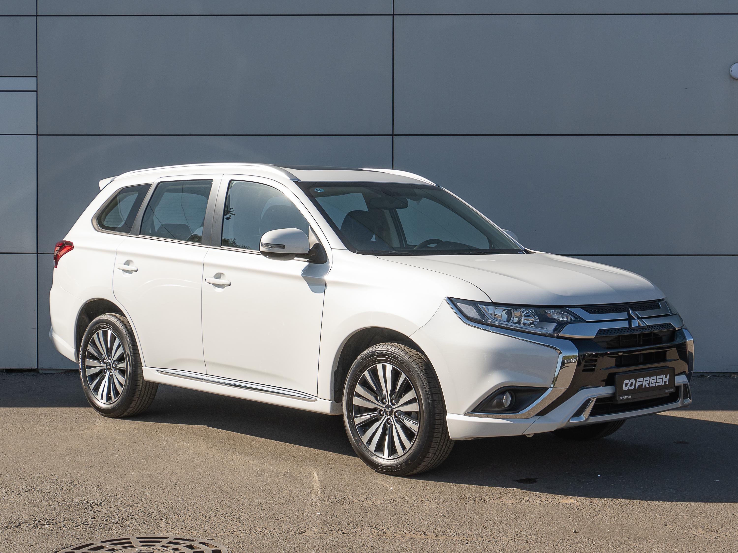 Фотография автомобиля Mitsubishi Outlander