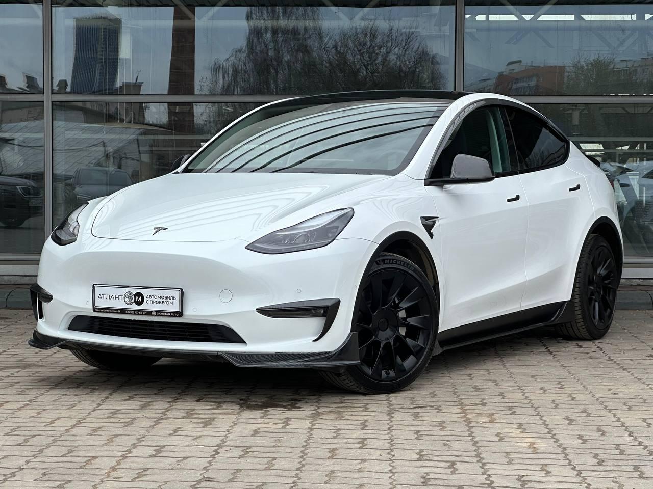 Фотография автомобиля Tesla Model Y