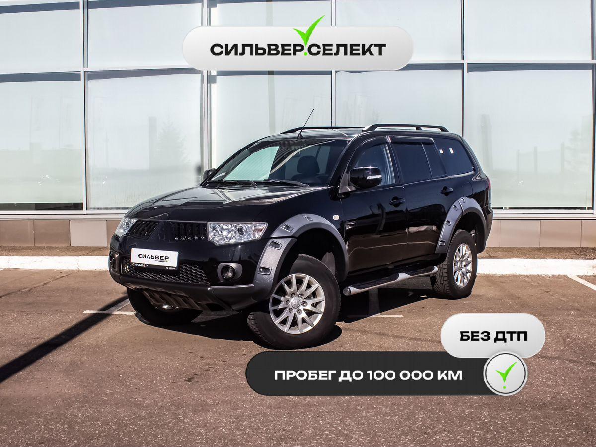 Фотография автомобиля Mitsubishi Pajero Sport