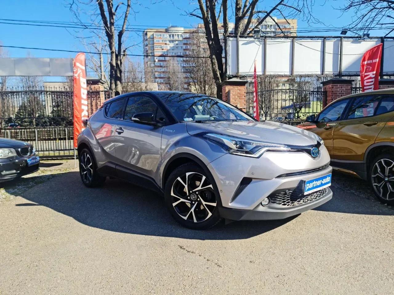 Фотография автомобиля Toyota C-HR