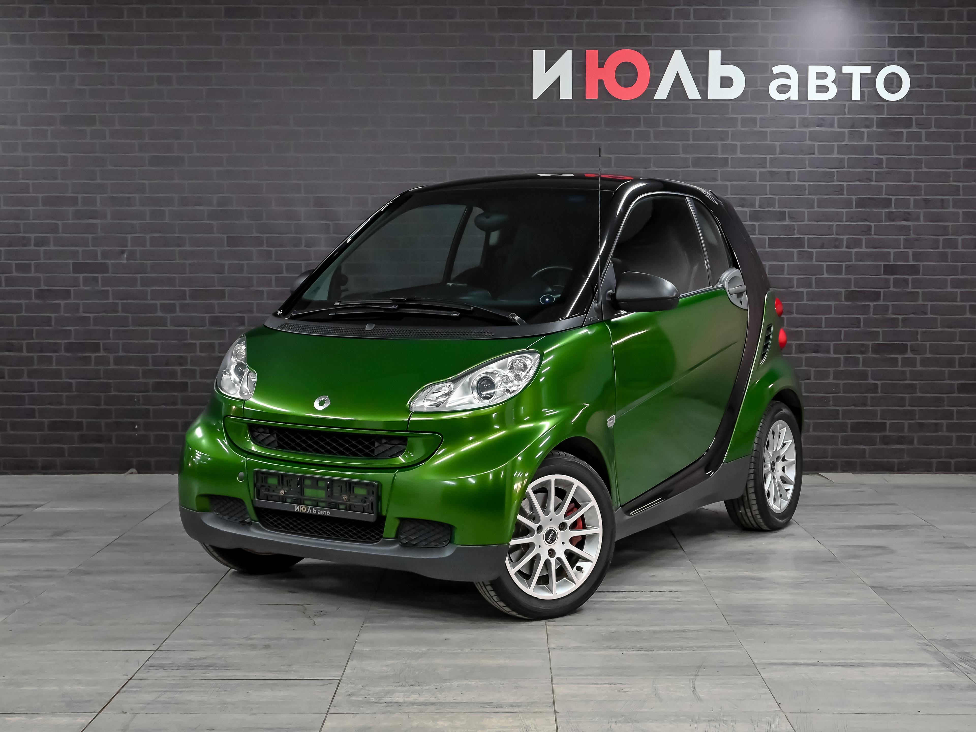 Фотография автомобиля Smart Fortwo