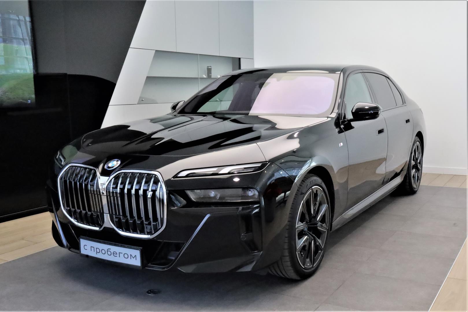 Фотография автомобиля BMW i7