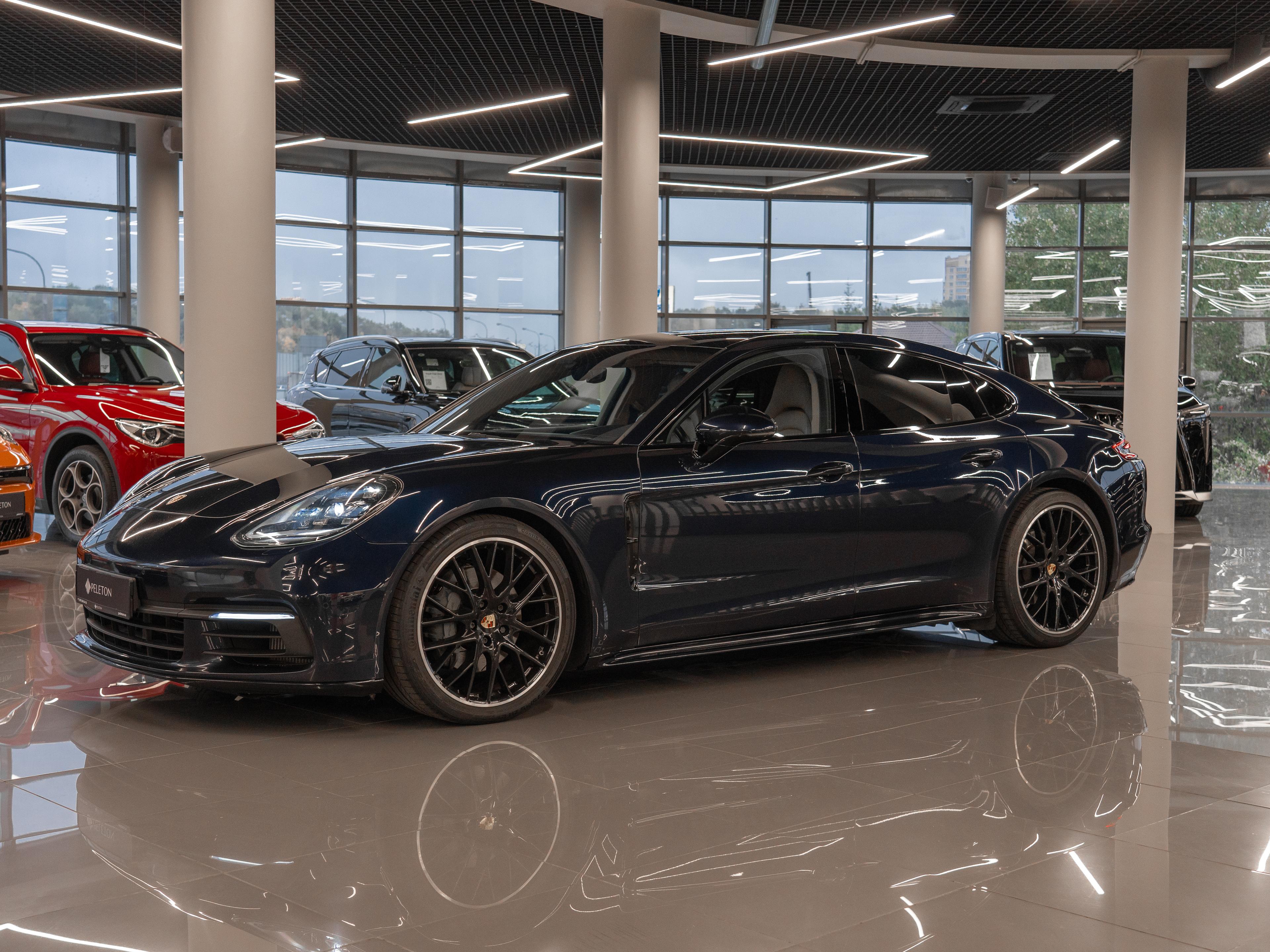 Фотография автомобиля Porsche Panamera