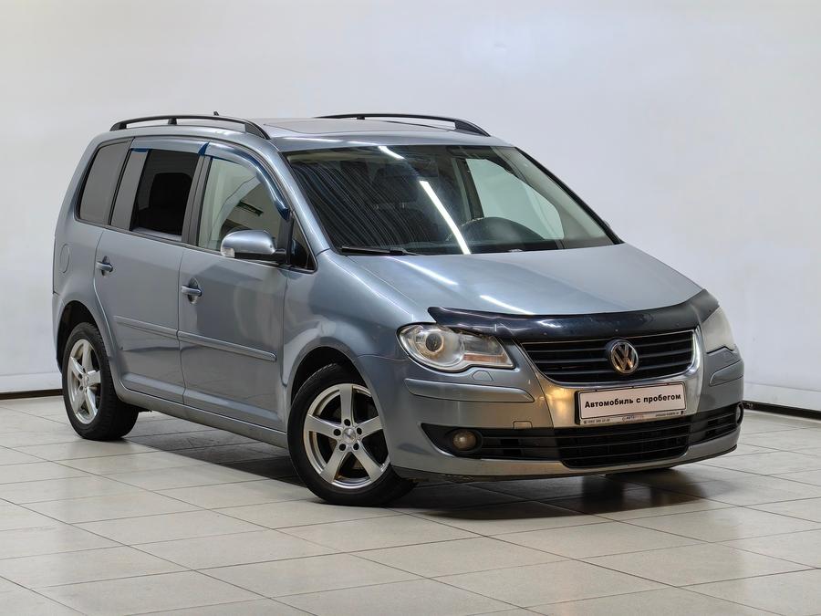 Фотография автомобиля Volkswagen Touran