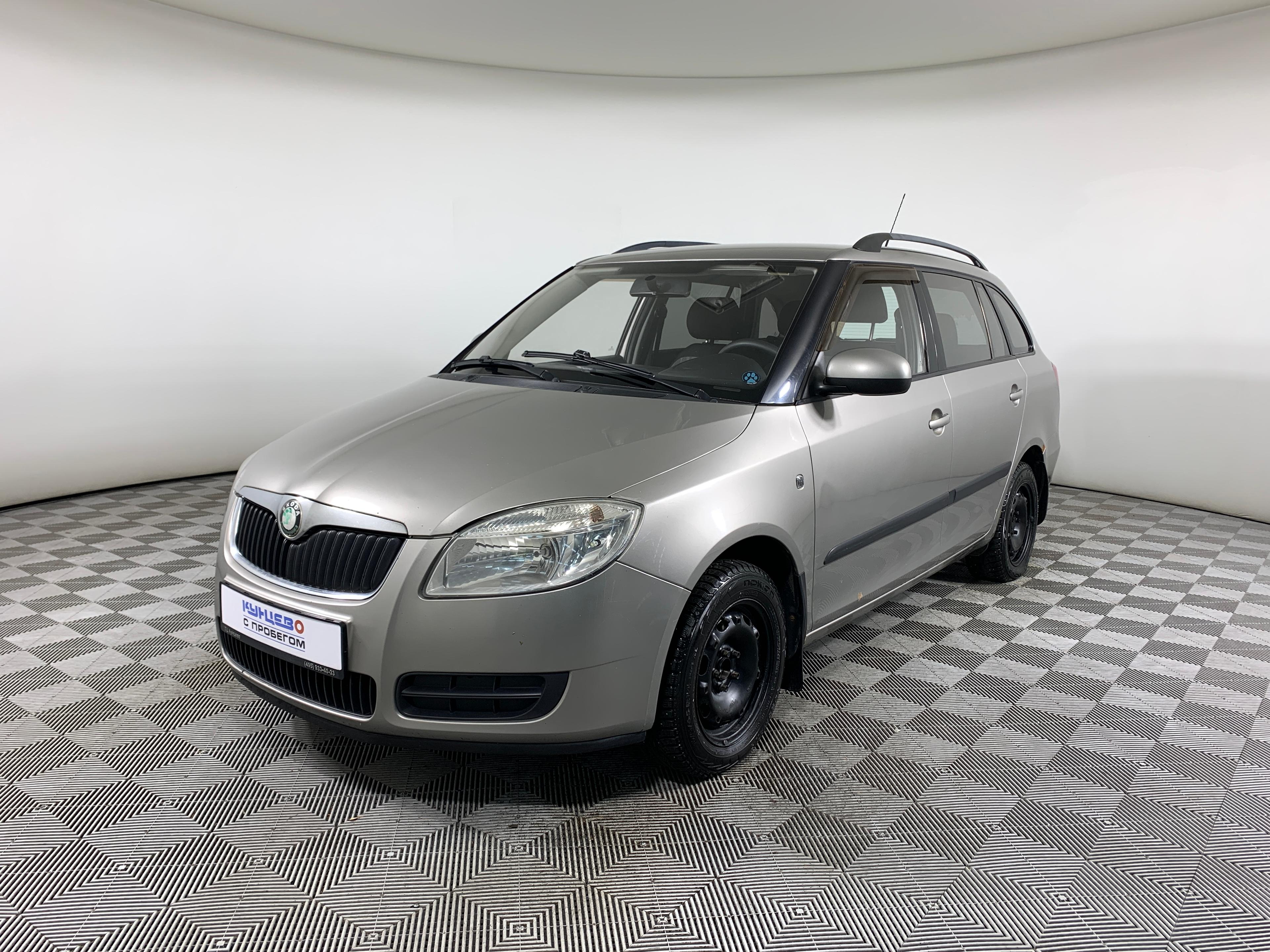 Фотография автомобиля Skoda Fabia