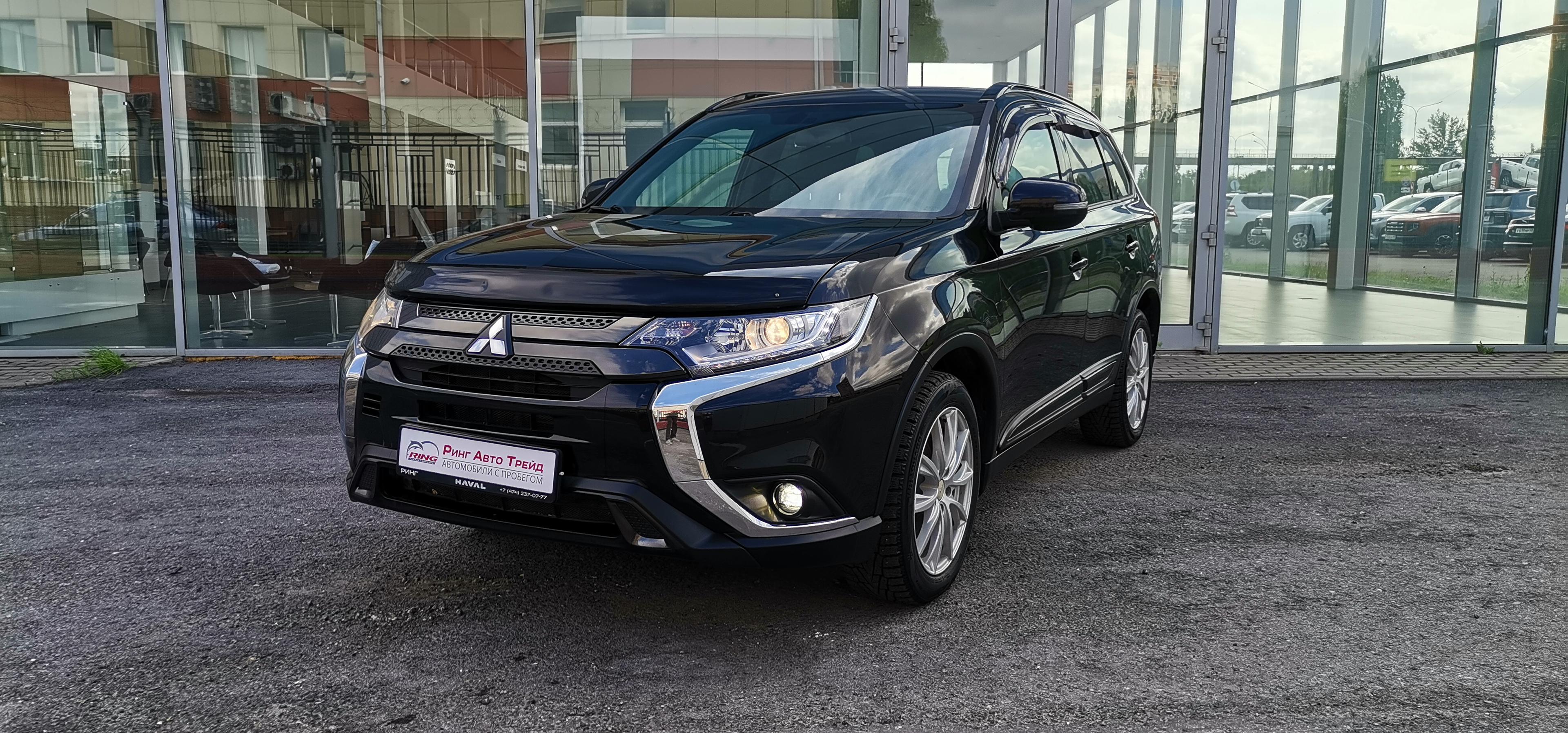 Фотография автомобиля Mitsubishi Outlander