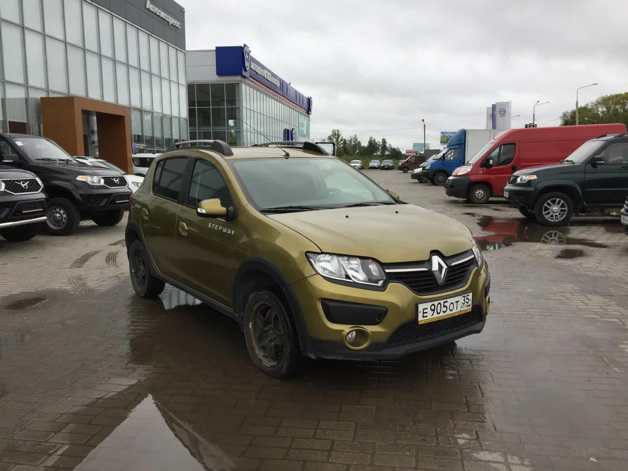 Фотография автомобиля Renault Sandero