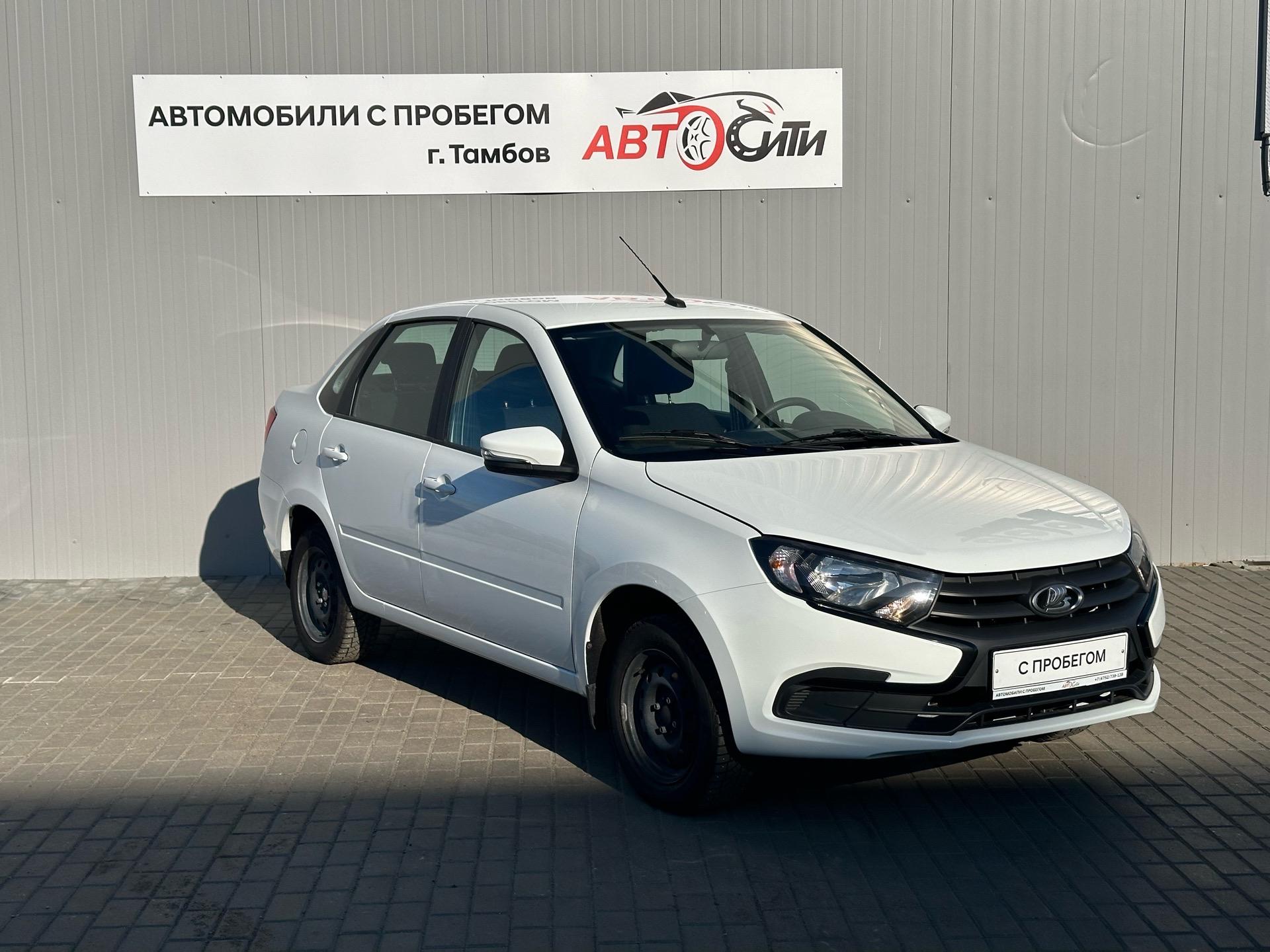 Фотография автомобиля Lada (ВАЗ) Granta