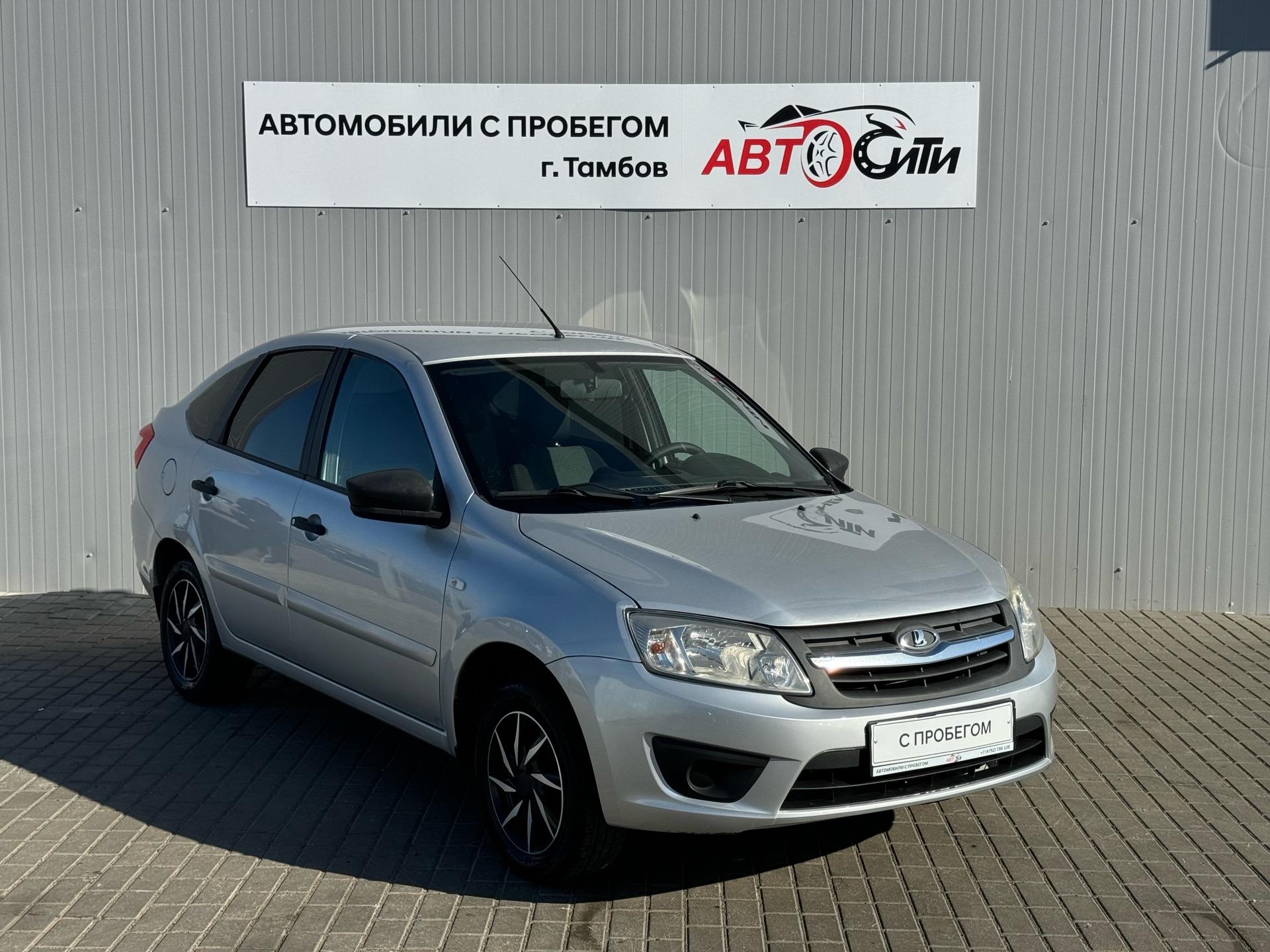 Фотография автомобиля Lada (ВАЗ) Granta