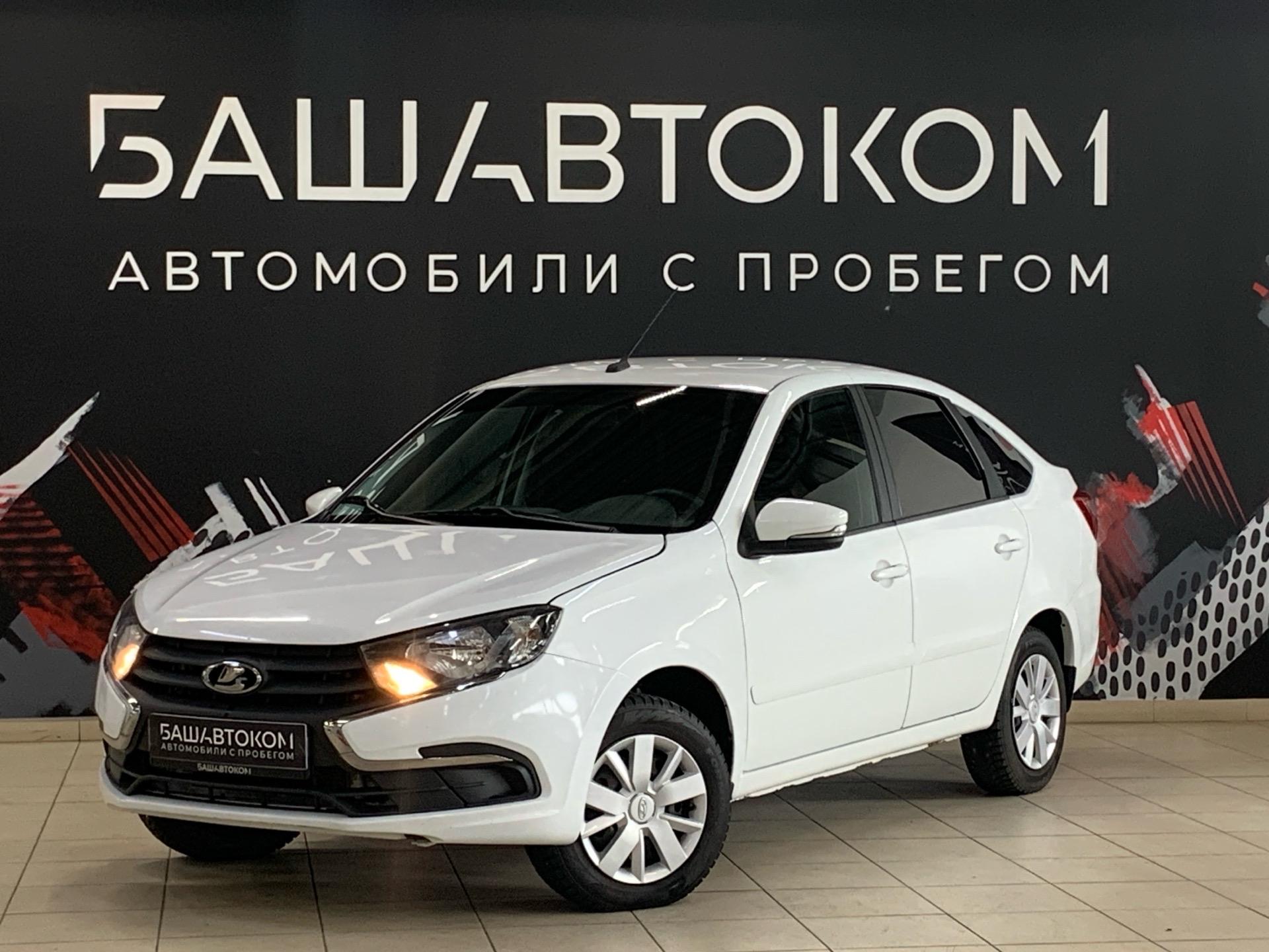 Фотография автомобиля Lada (ВАЗ) Granta