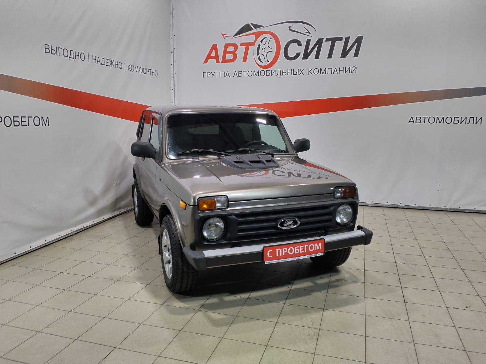 Фотография автомобиля Lada (ВАЗ) 2121 (4x4)