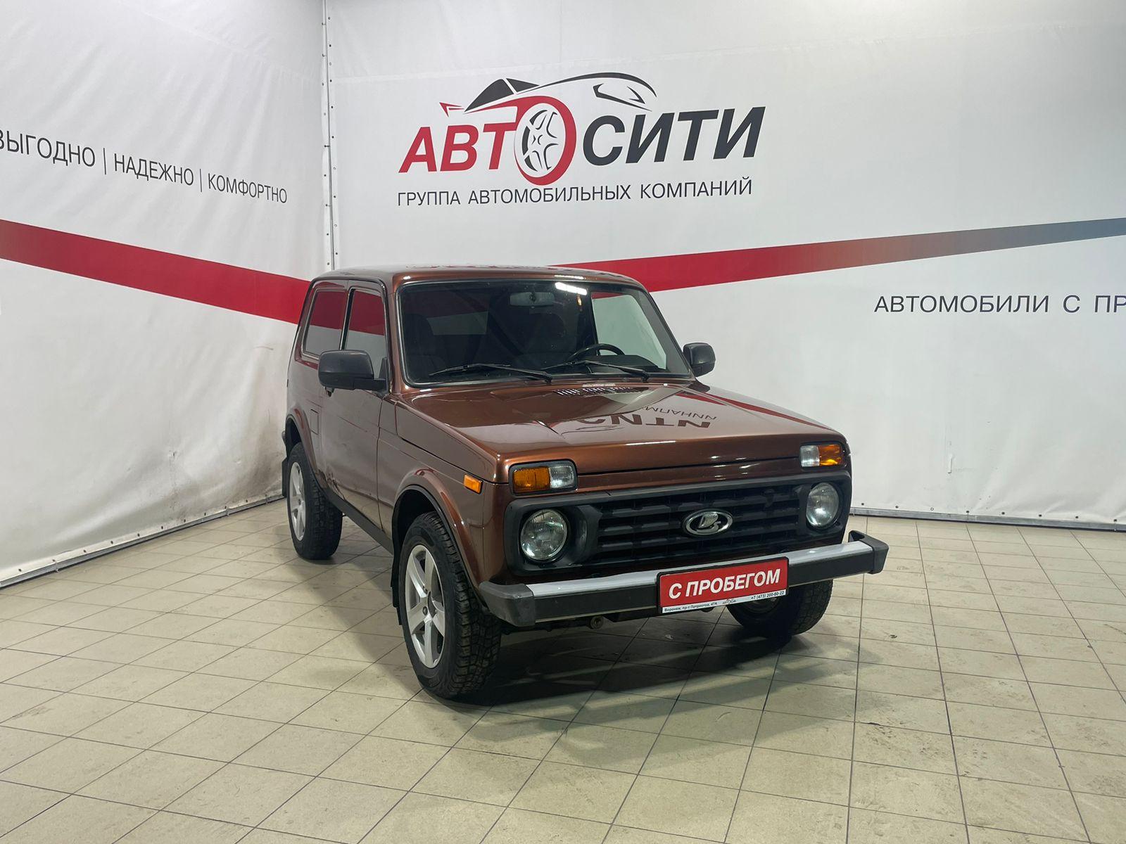 Фотография автомобиля Lada (ВАЗ) 2121 (4x4)