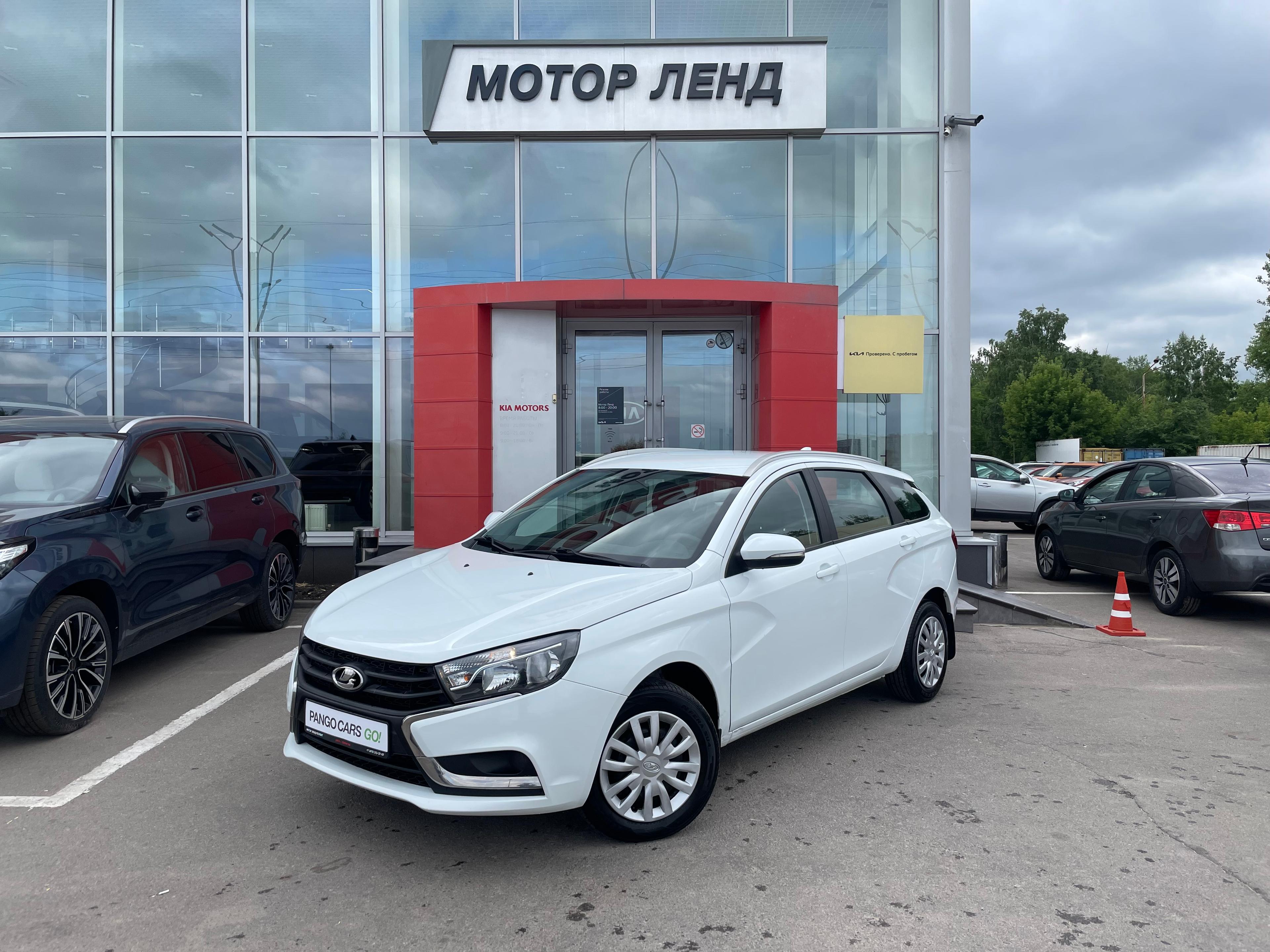 Фотография автомобиля Lada (ВАЗ) Vesta