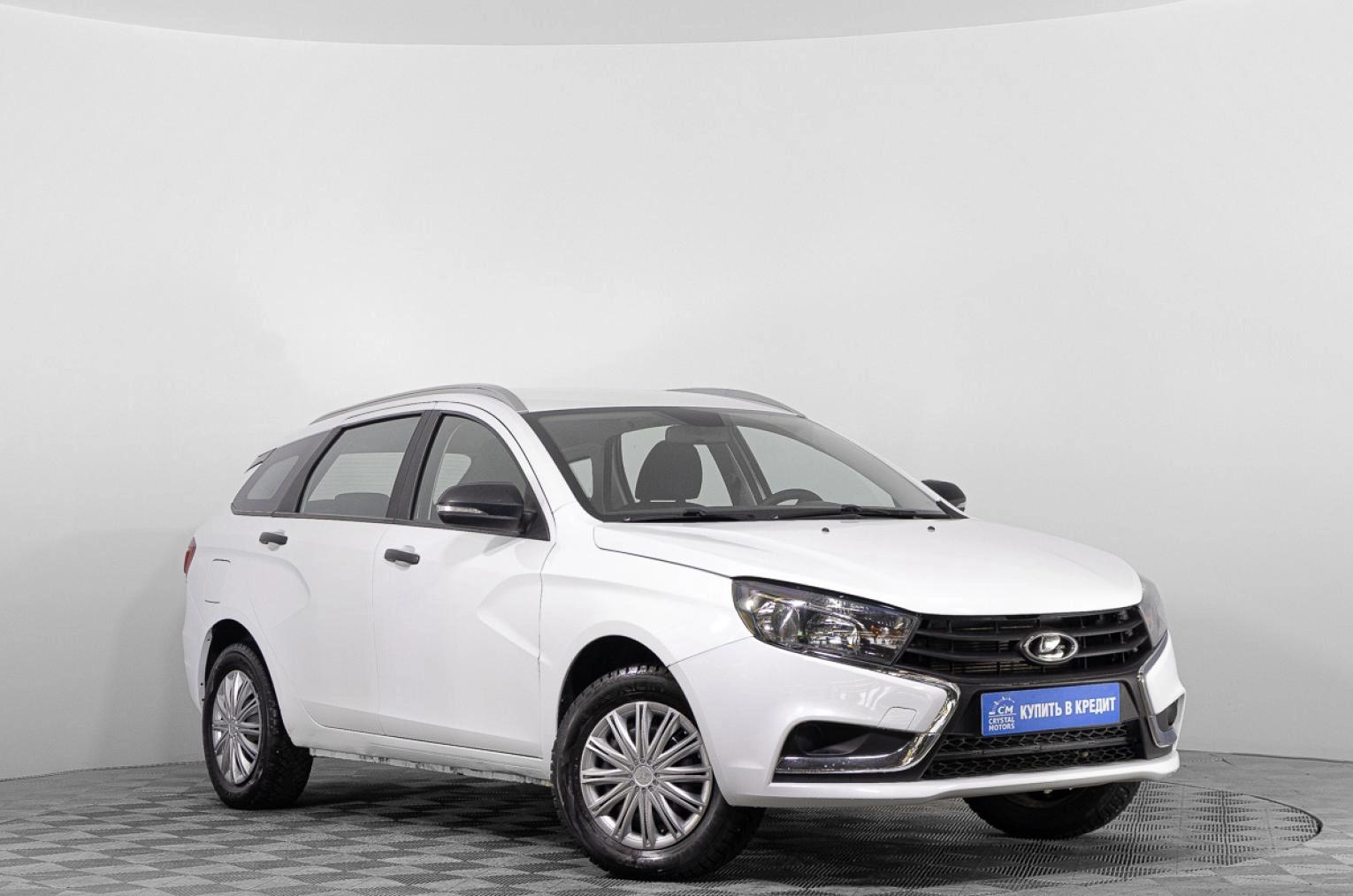 Фотография автомобиля Lada (ВАЗ) Vesta