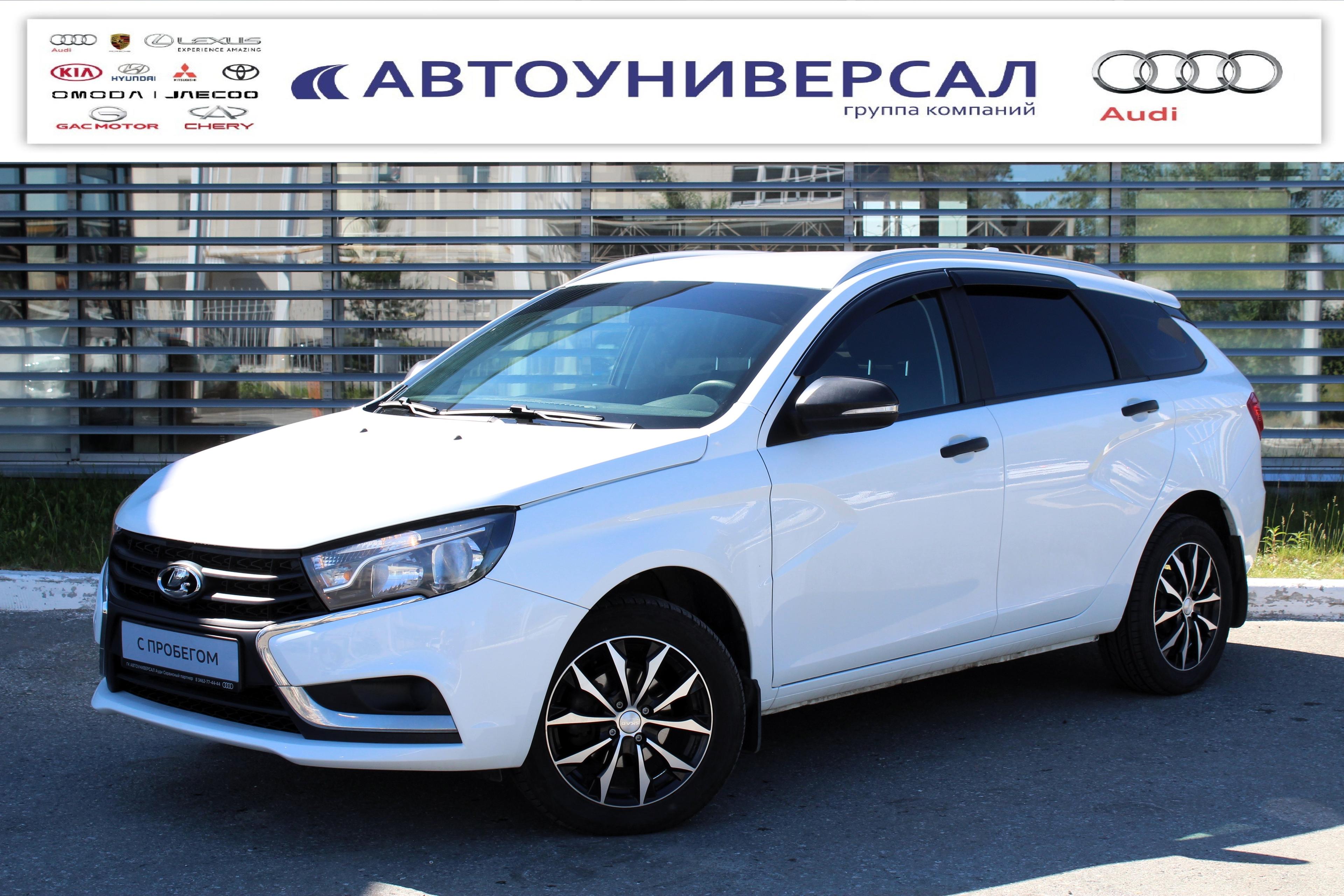 Фотография автомобиля Lada (ВАЗ) Vesta