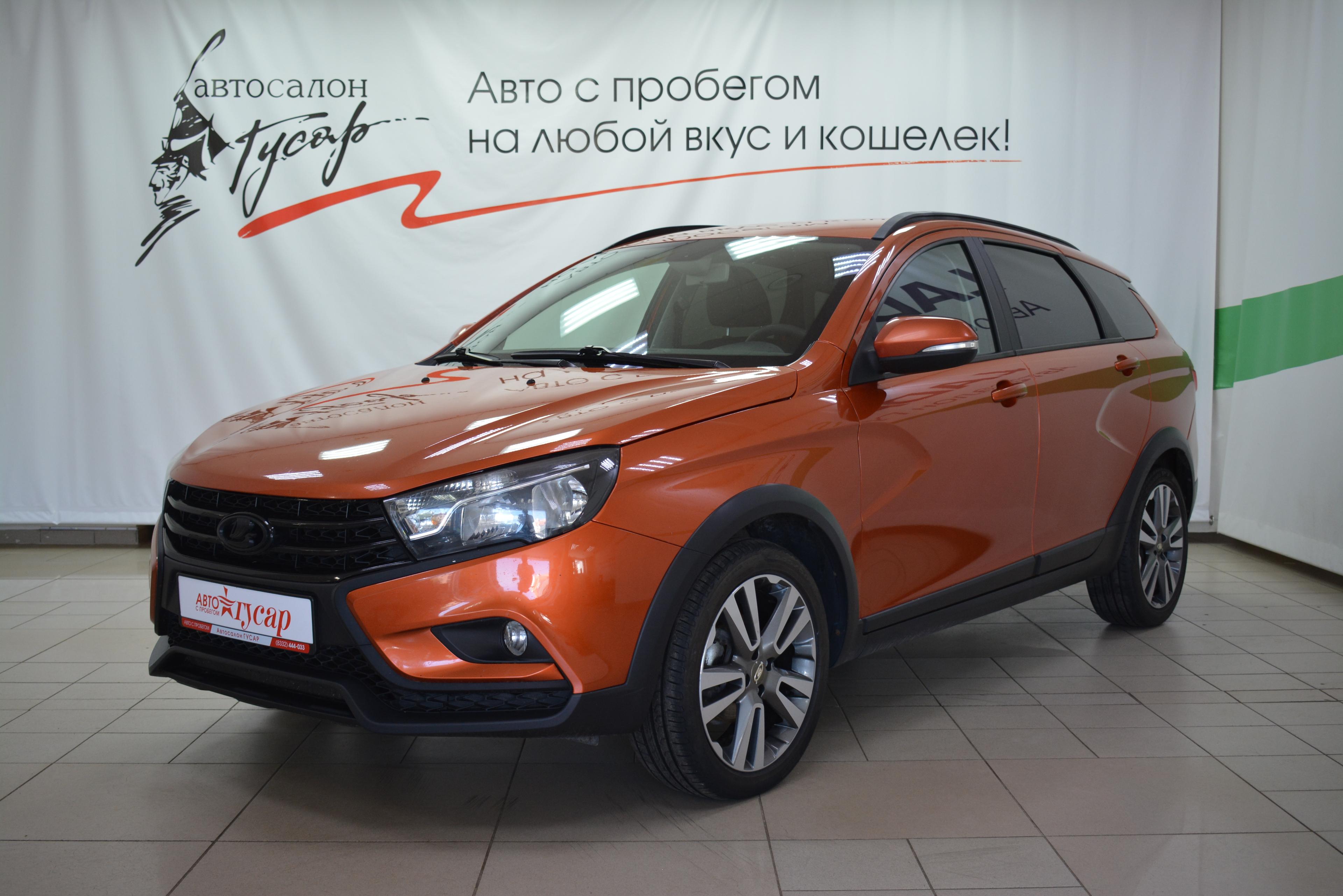 Фотография автомобиля Lada (ВАЗ) Vesta