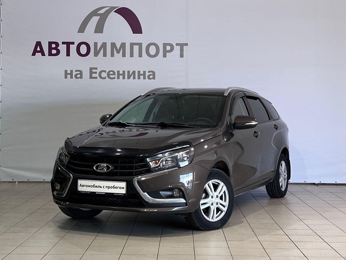 Фотография автомобиля Lada (ВАЗ) Vesta