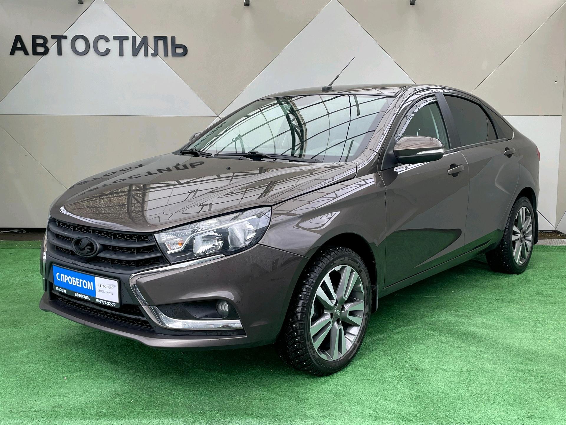 Фотография автомобиля Lada (ВАЗ) Vesta