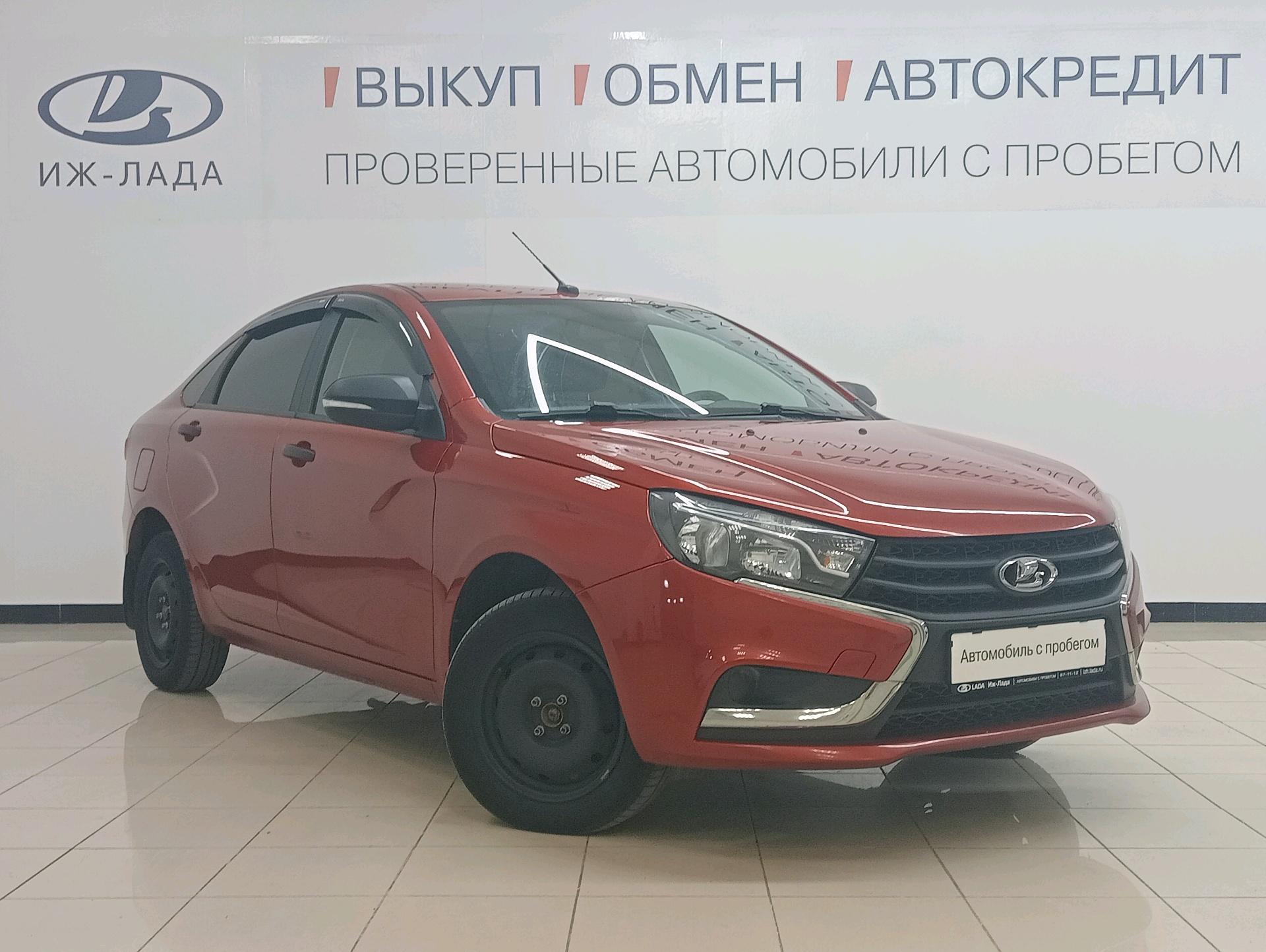 Фотография автомобиля Lada (ВАЗ) Vesta