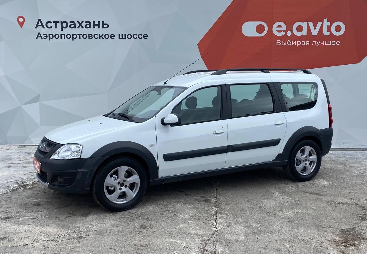 Фотография автомобиля Lada (ВАЗ) Largus