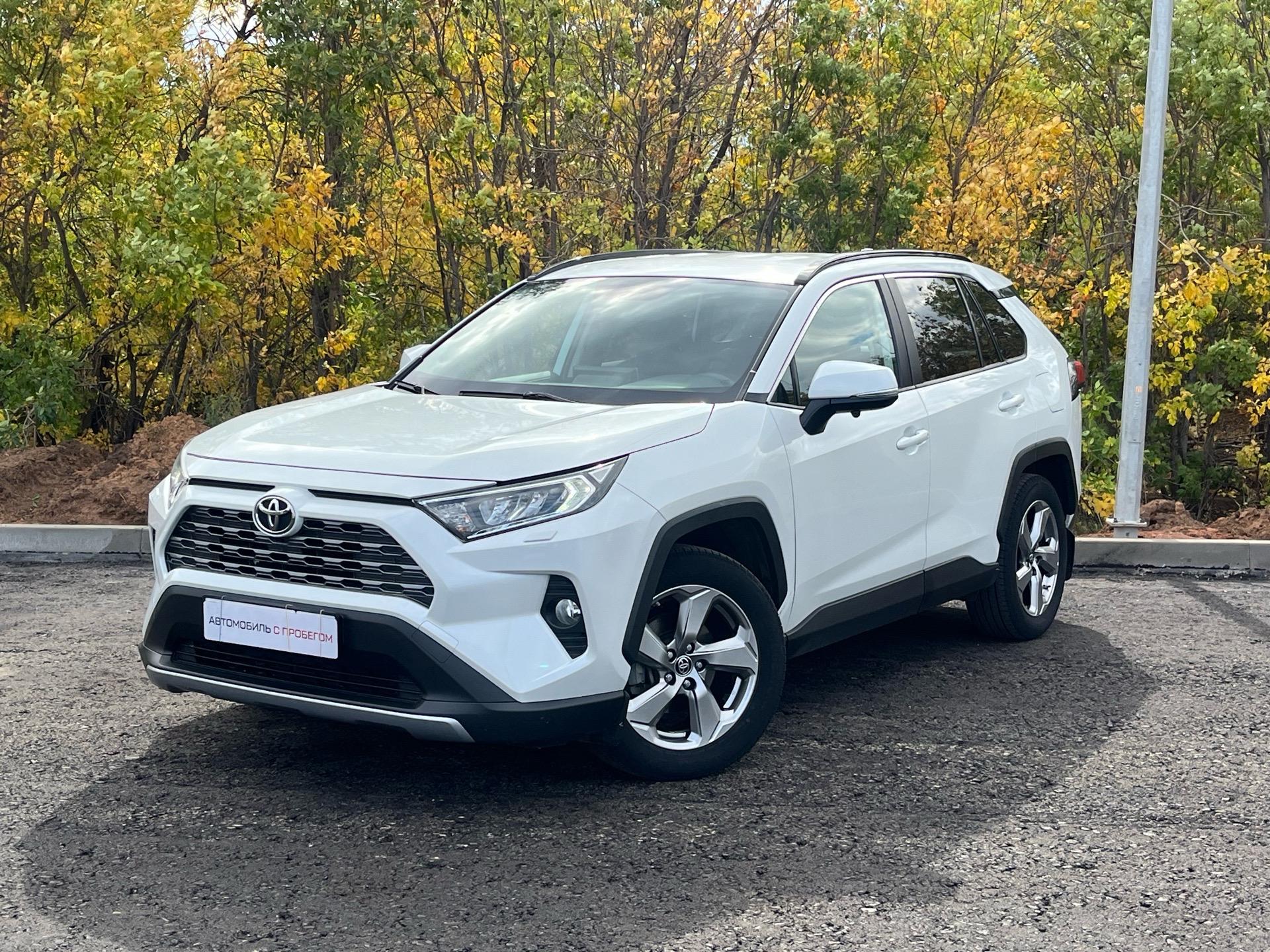 Фотография автомобиля Toyota RAV4