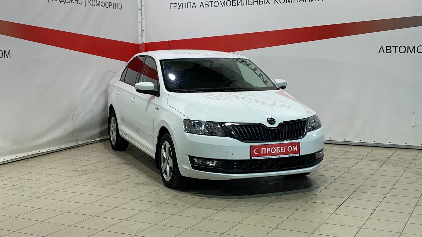 Фотография автомобиля Skoda Rapid