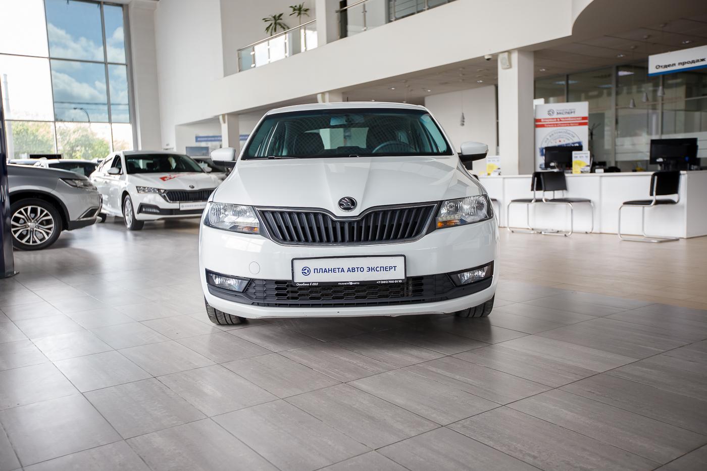 Фотография автомобиля Skoda Rapid